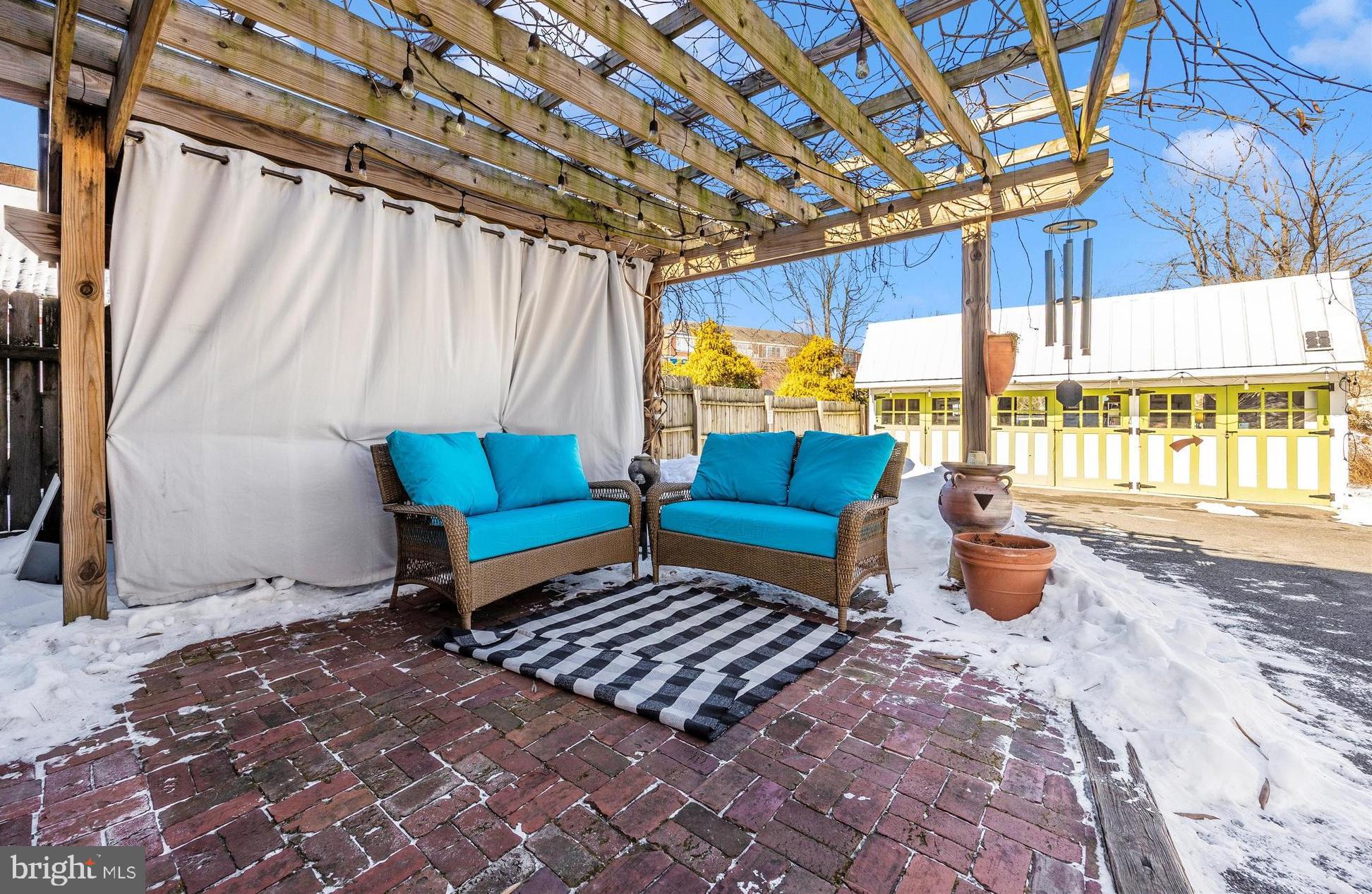 NEW MARKET HISTORIC DISTRICT - Residential