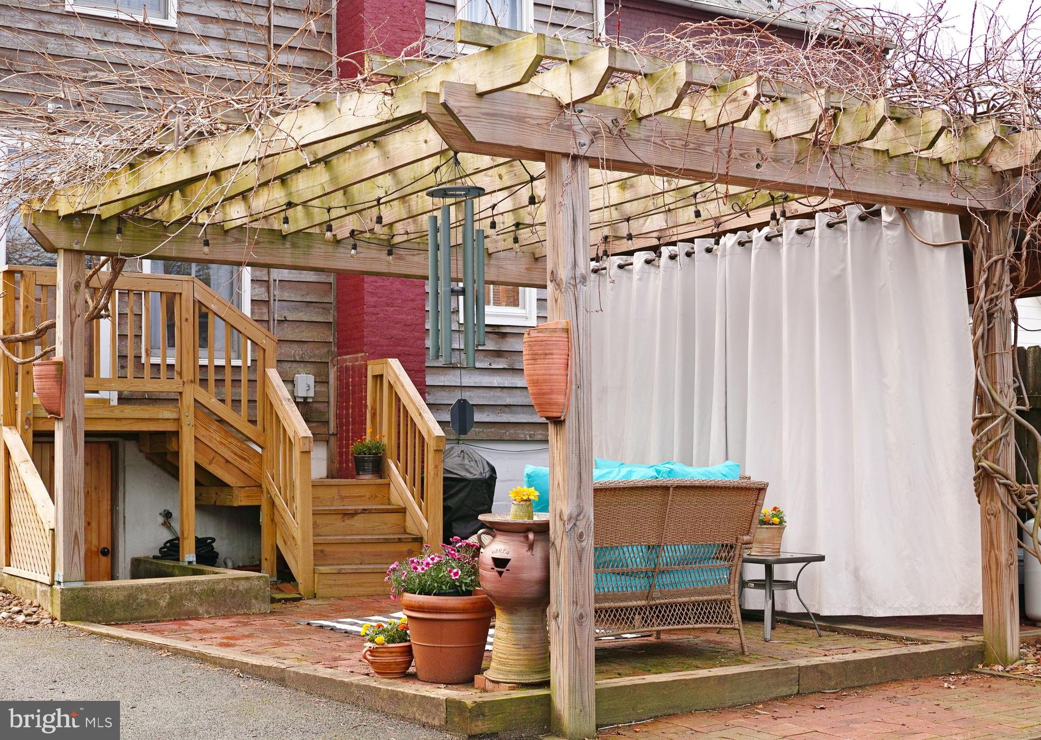 NEW MARKET HISTORIC DISTRICT - Residential