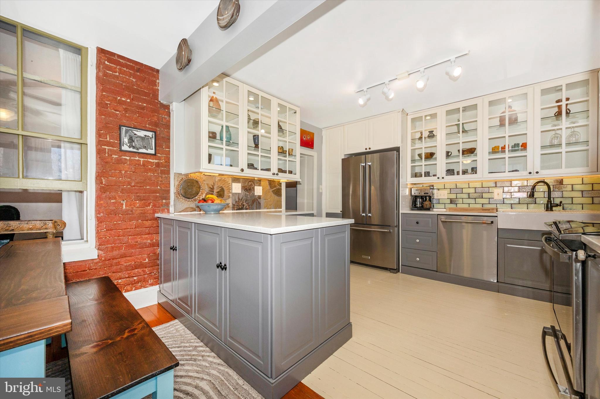 NEW MARKET HISTORIC DISTRICT - Residential