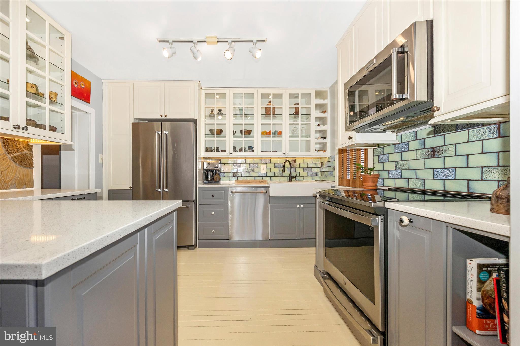 NEW MARKET HISTORIC DISTRICT - Residential