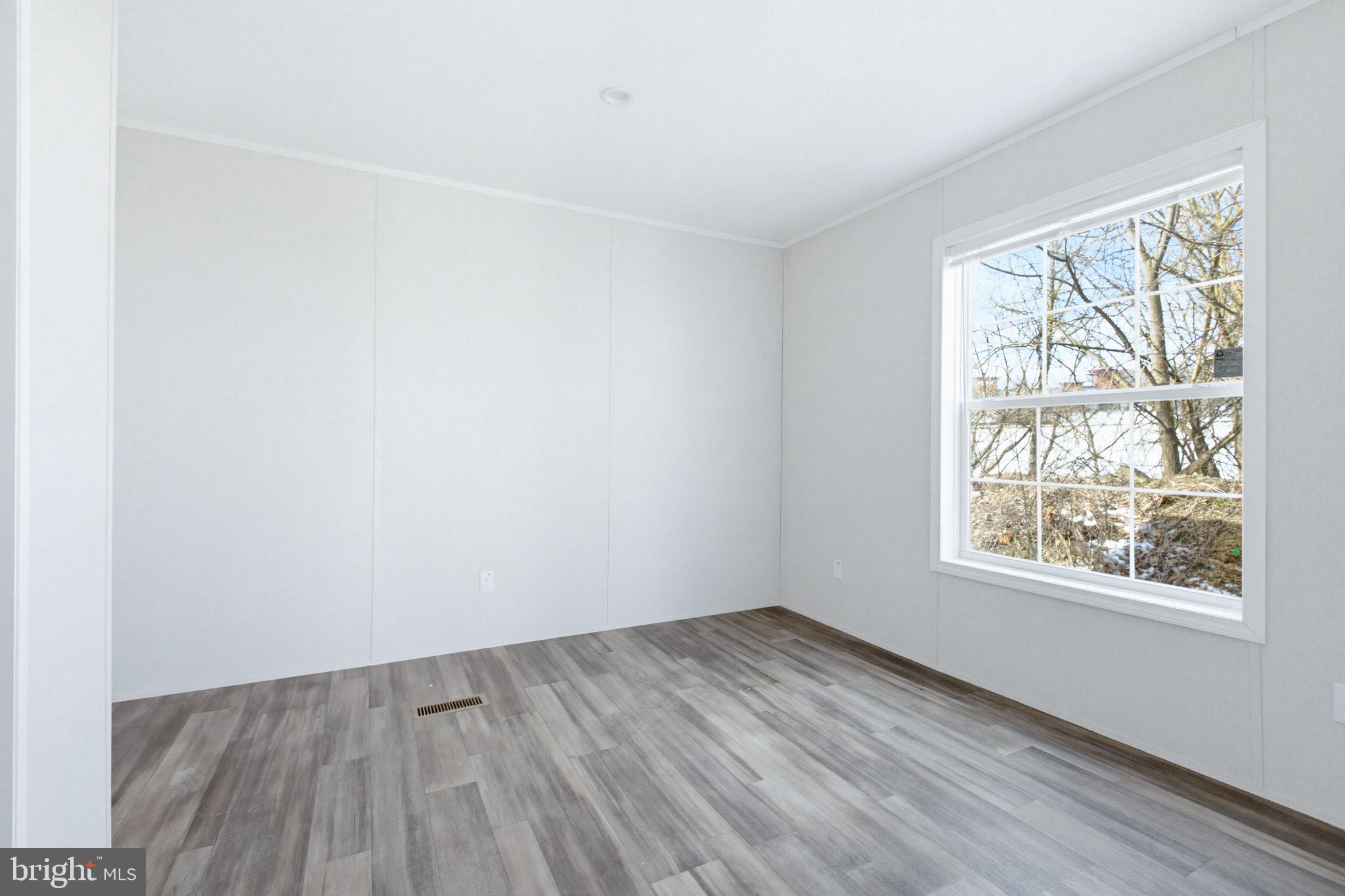 LANCASTER - Residential