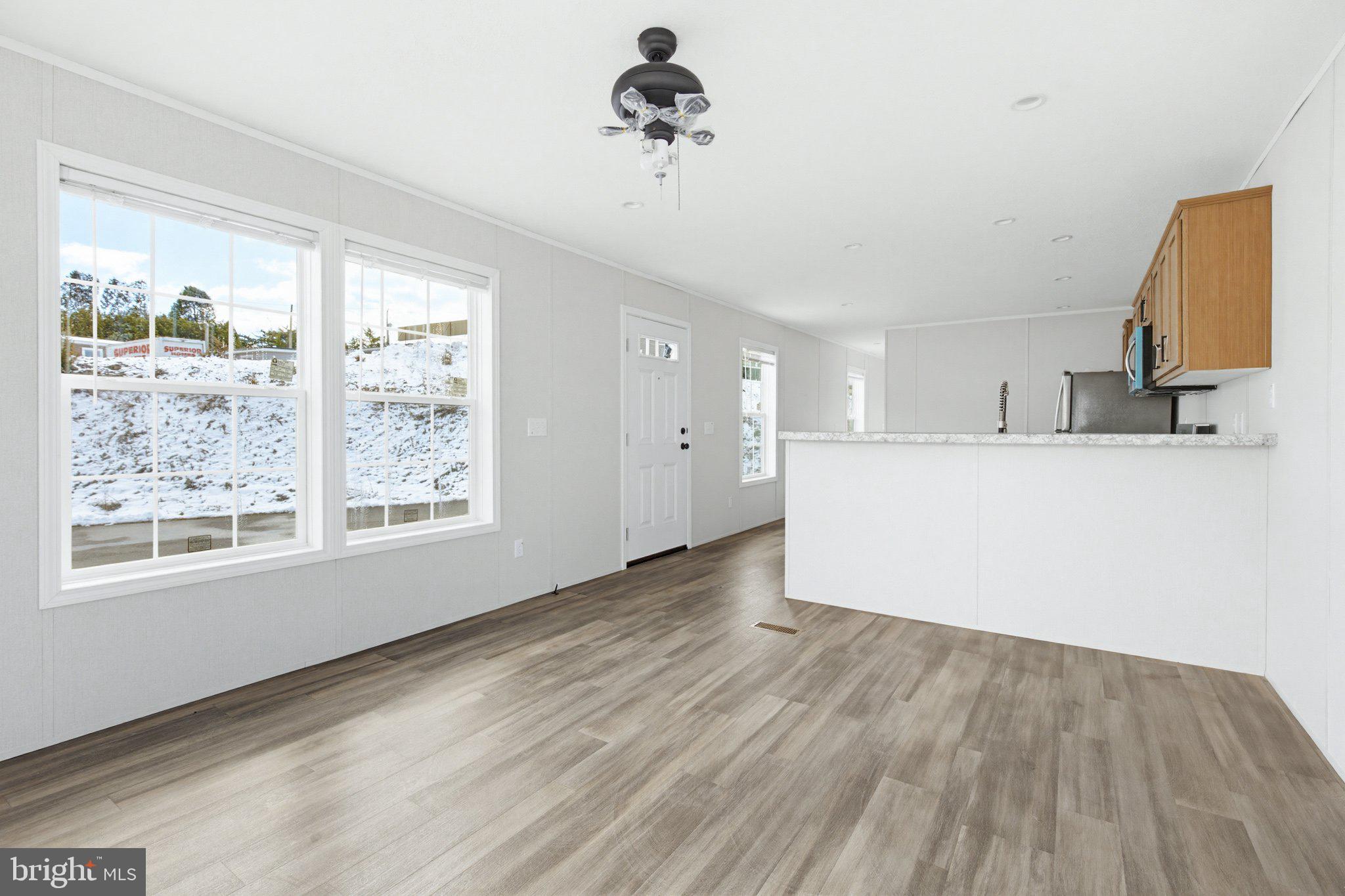 LANCASTER - Residential