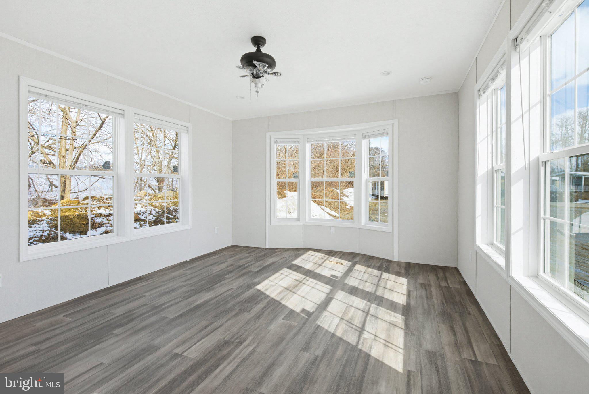 LANCASTER - Residential