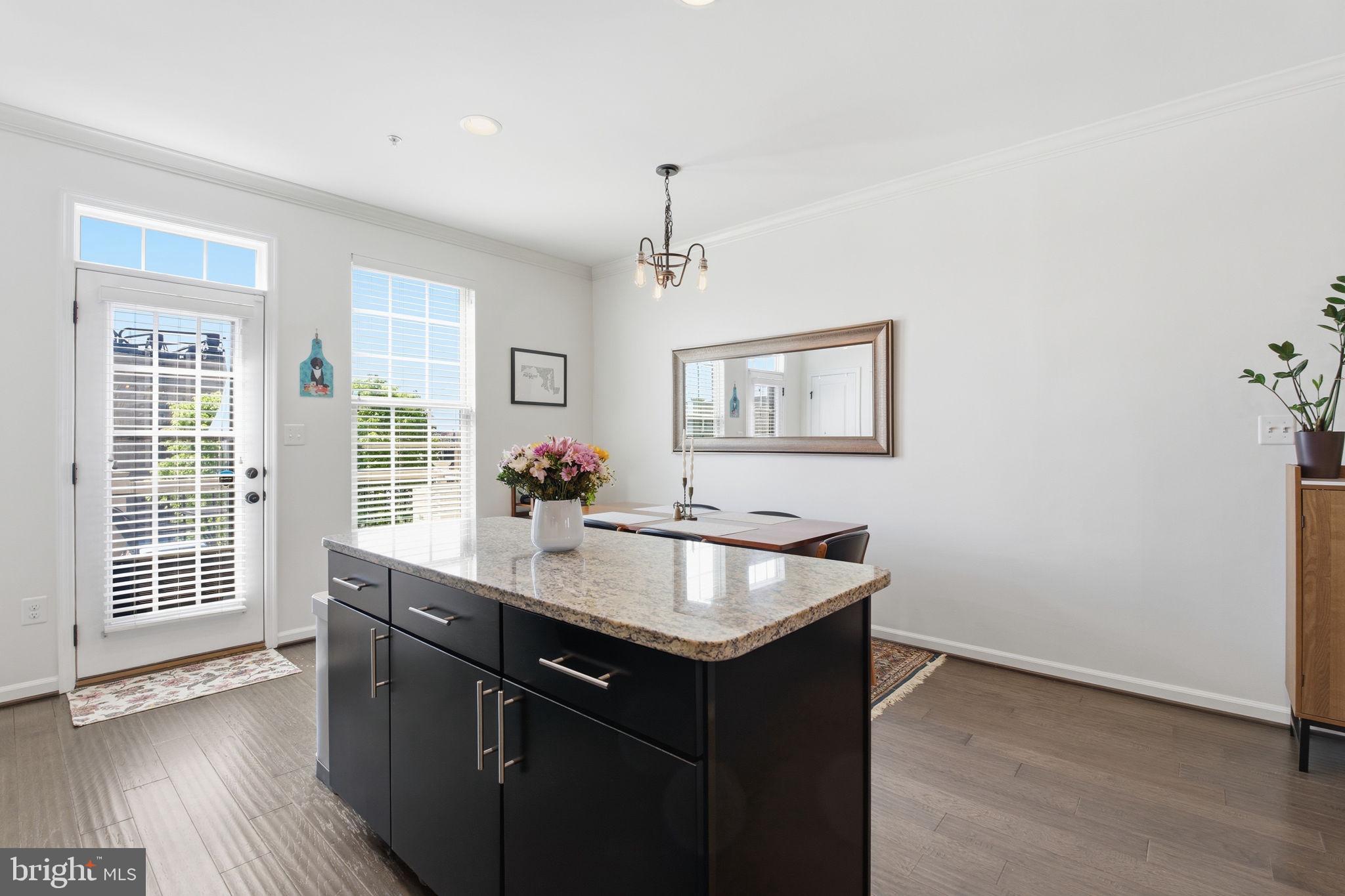 O'DONNELL SQUARE - Residential