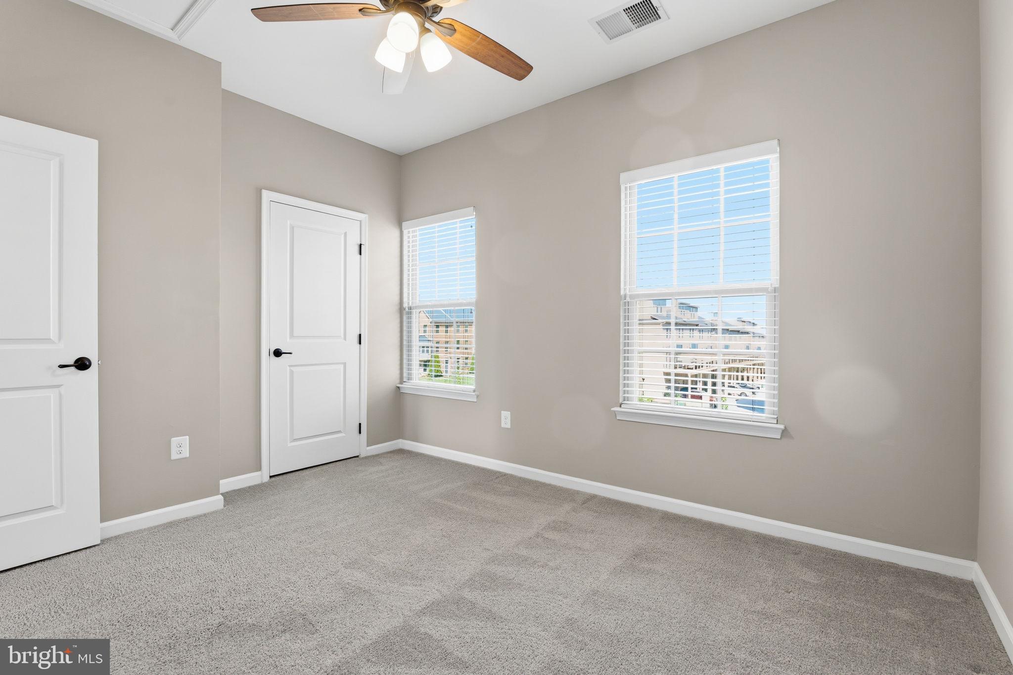 O'DONNELL SQUARE - Residential