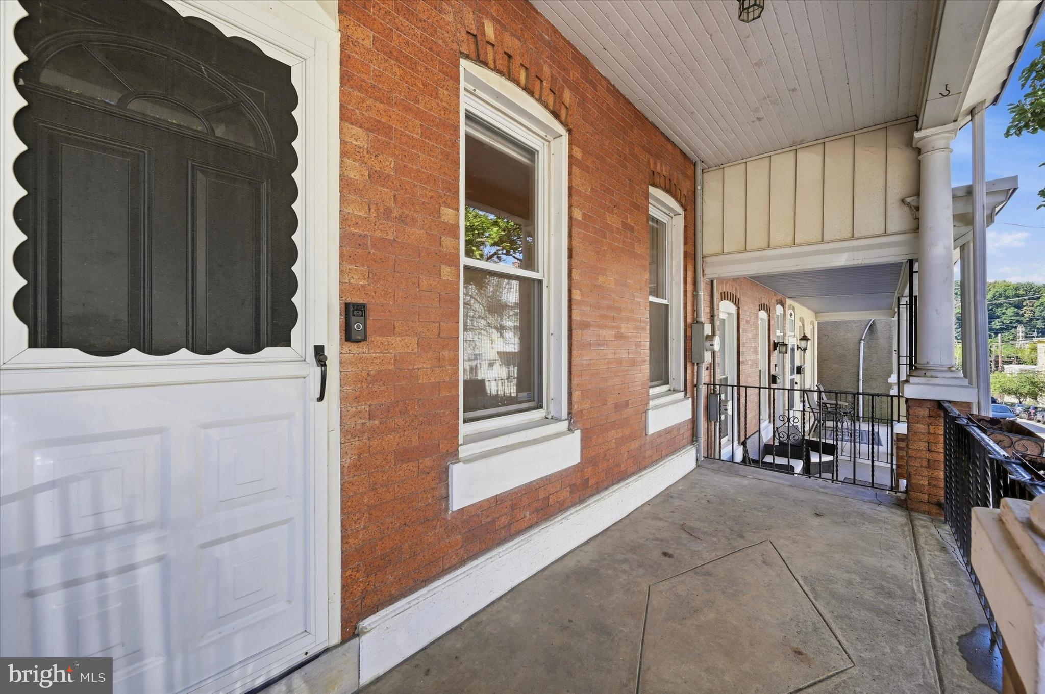 135 HERMIT STREET