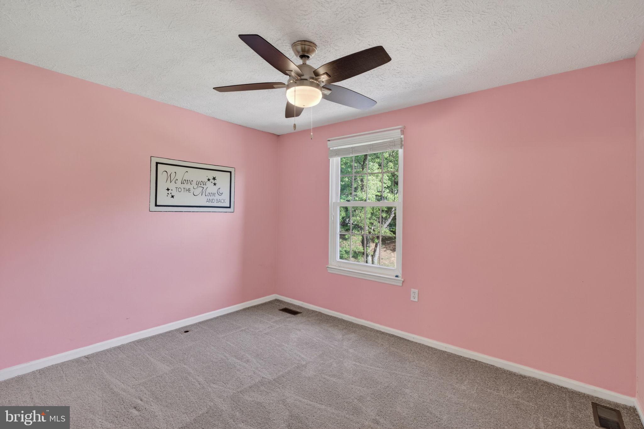 VILLAGE OF THOMAS RUN - Residential