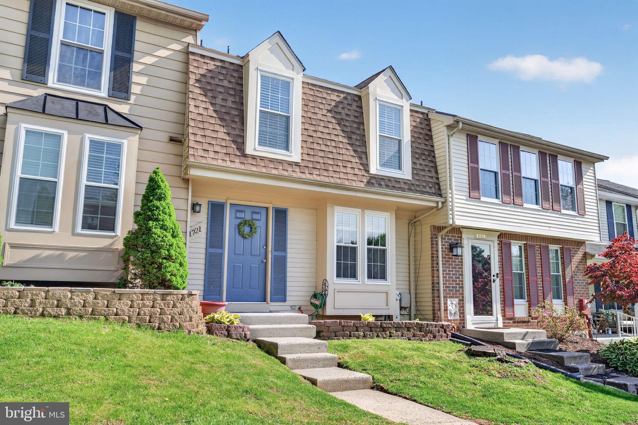 VILLAGE OF THOMAS RUN - Residential