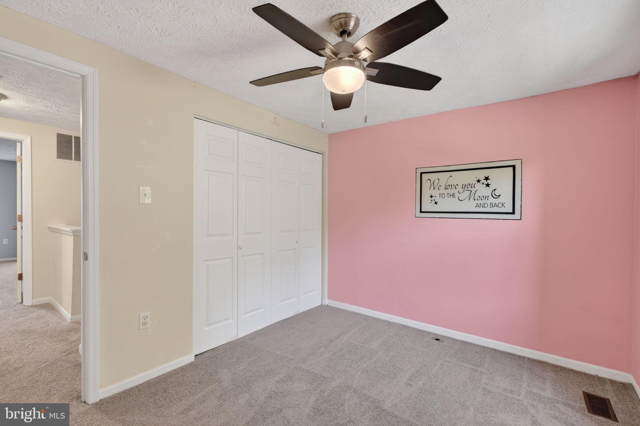 VILLAGE OF THOMAS RUN - Residential