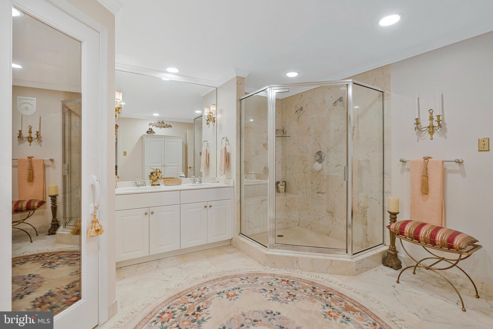 HICKORY HOLLOW FOREST - Residential