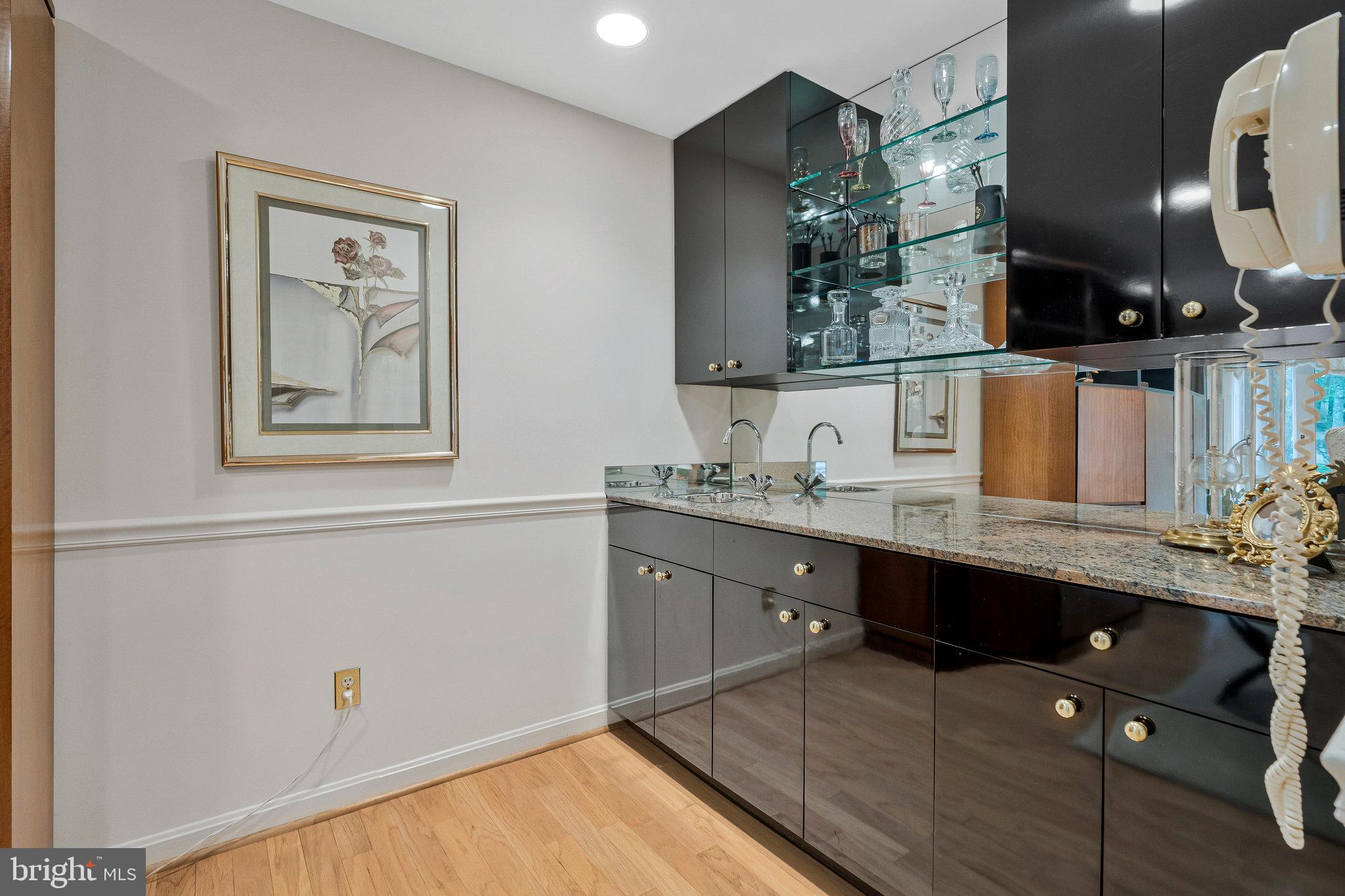 HICKORY HOLLOW FOREST - Residential