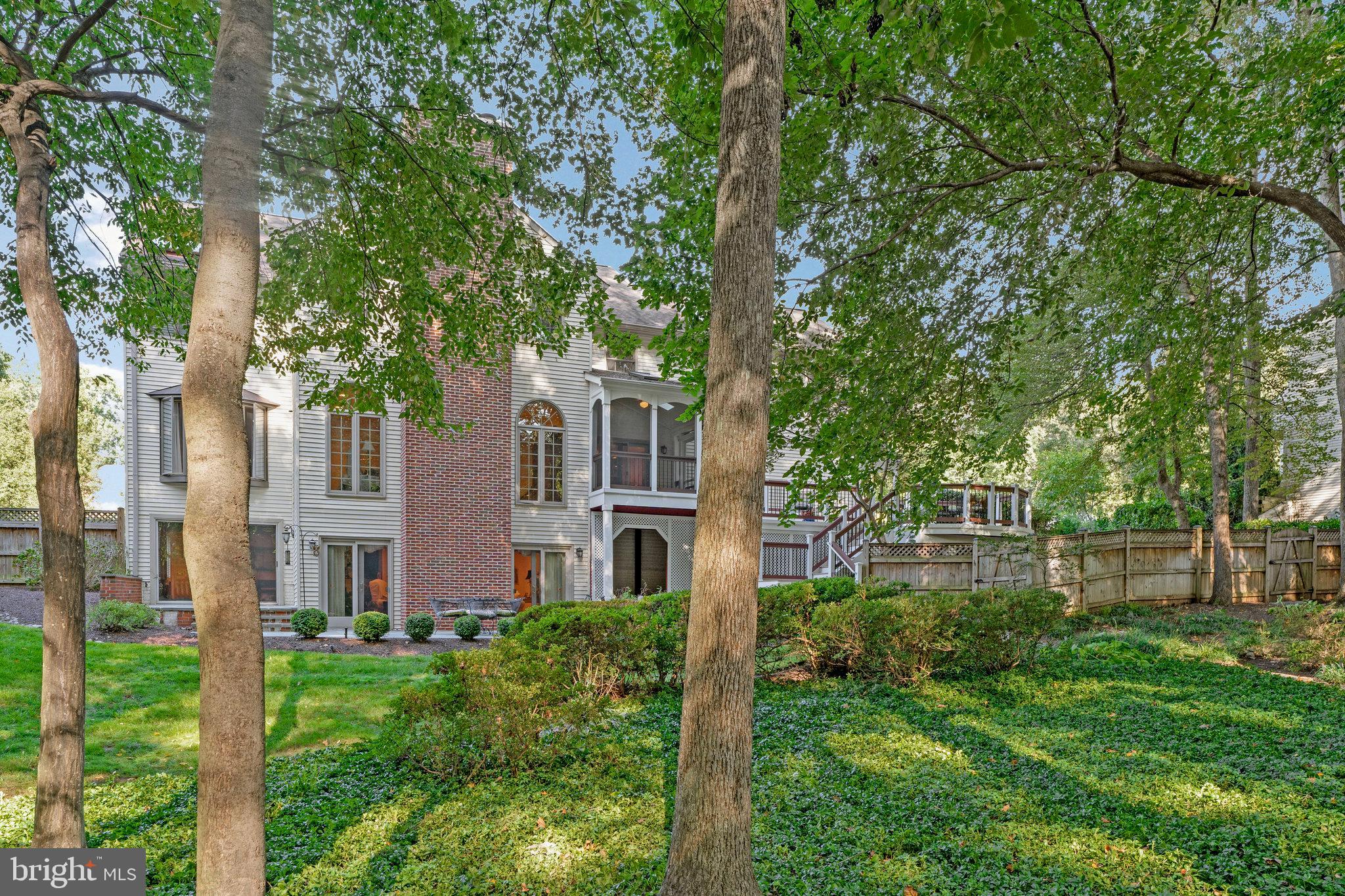 HICKORY HOLLOW FOREST - Residential