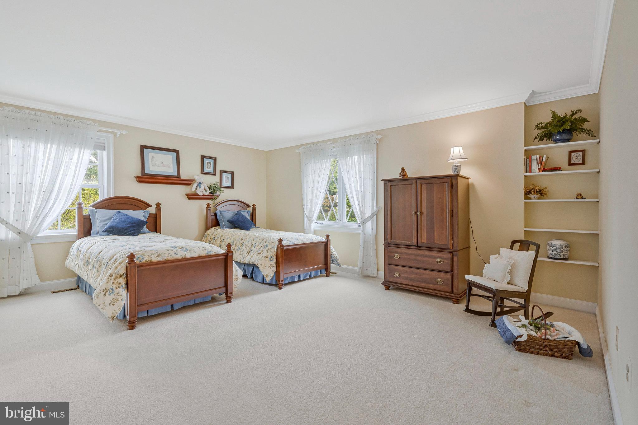 HICKORY HOLLOW FOREST - Residential