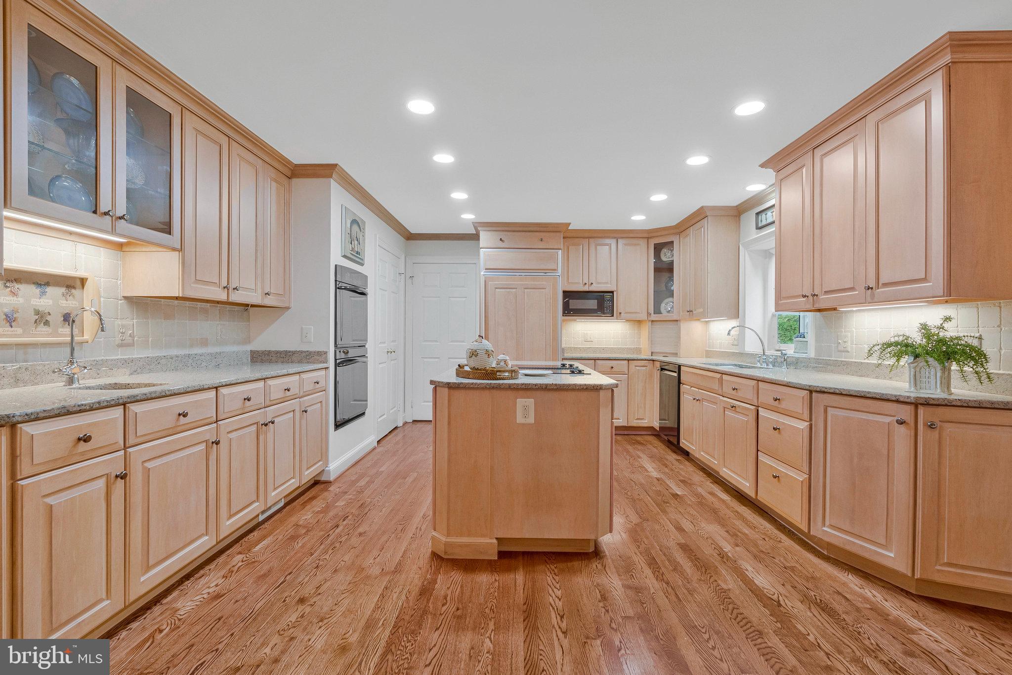 HICKORY HOLLOW FOREST - Residential