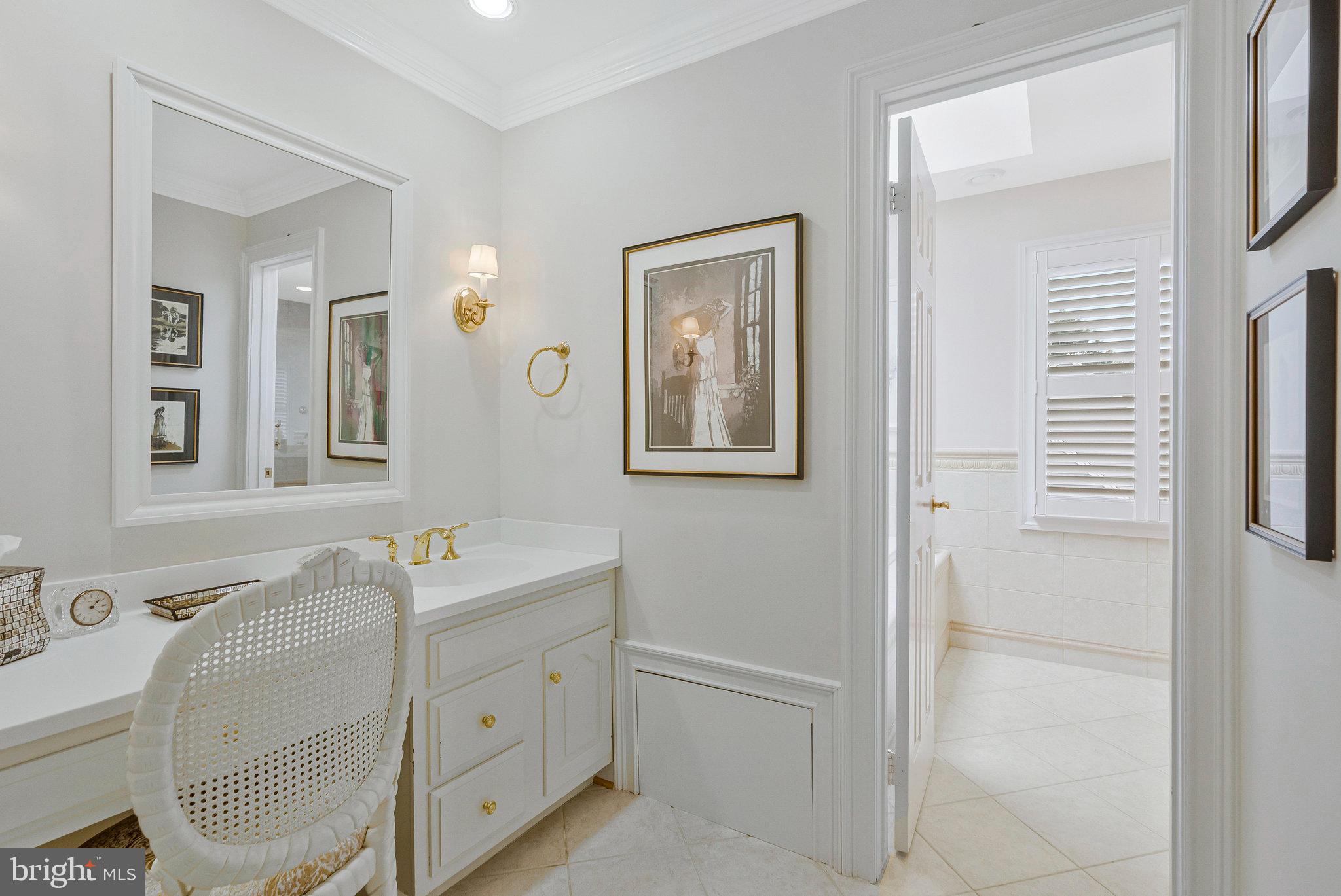 HICKORY HOLLOW FOREST - Residential