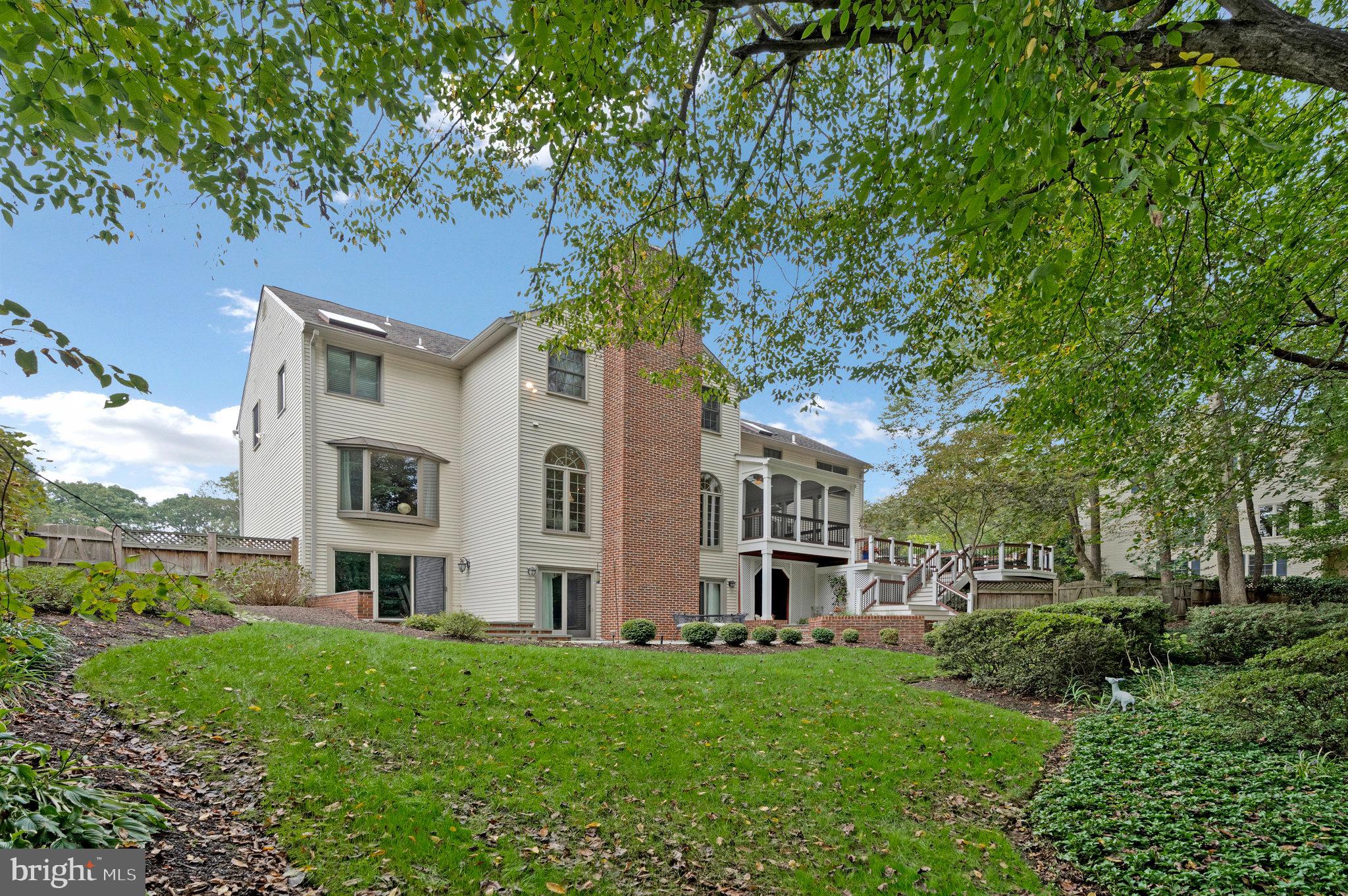 HICKORY HOLLOW FOREST - Residential