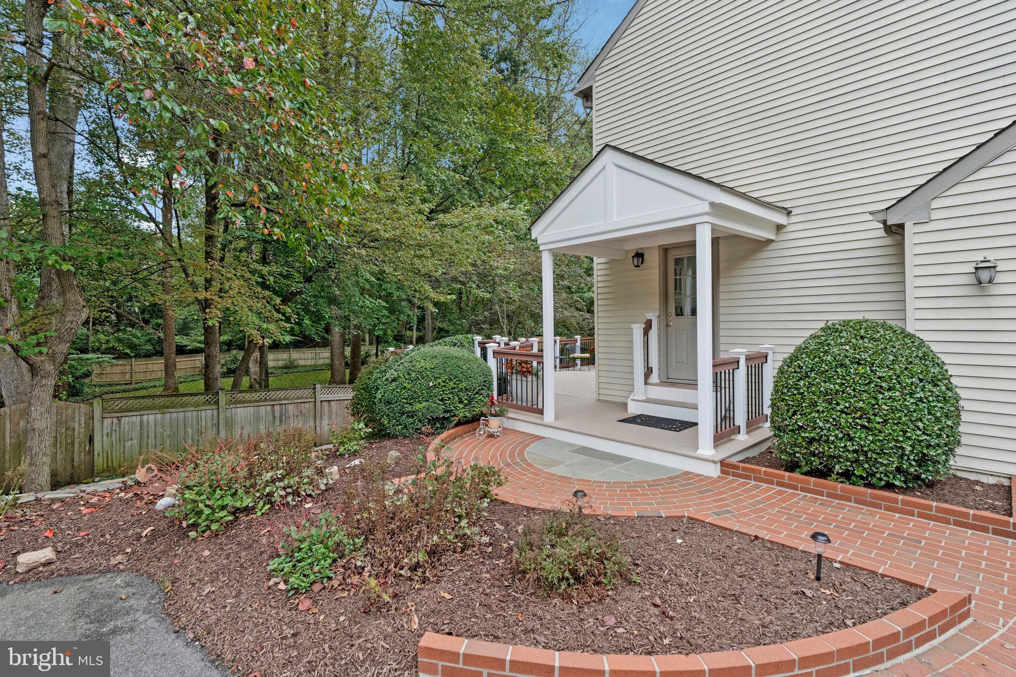 10309 HICKORY FOREST DRIVE