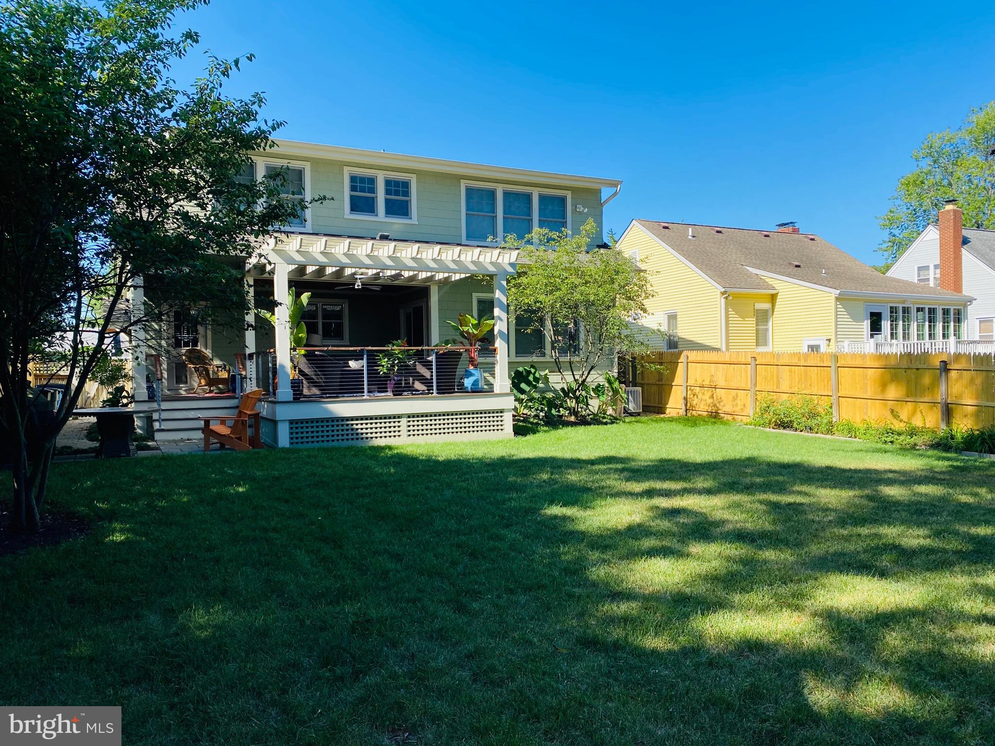 EASTPORT - Residential Lease