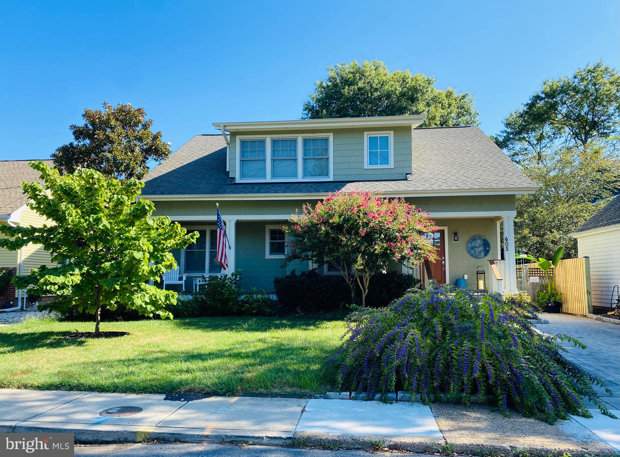 EASTPORT - Residential Lease