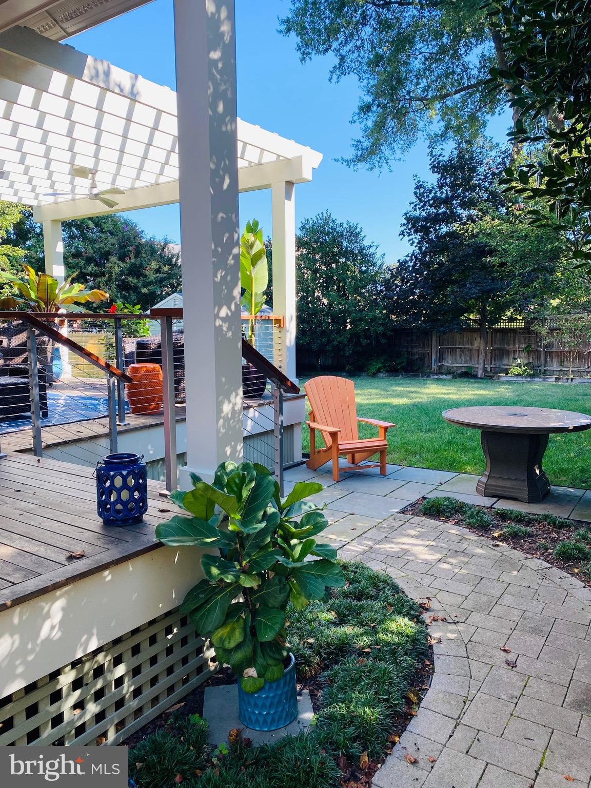 EASTPORT - Residential Lease