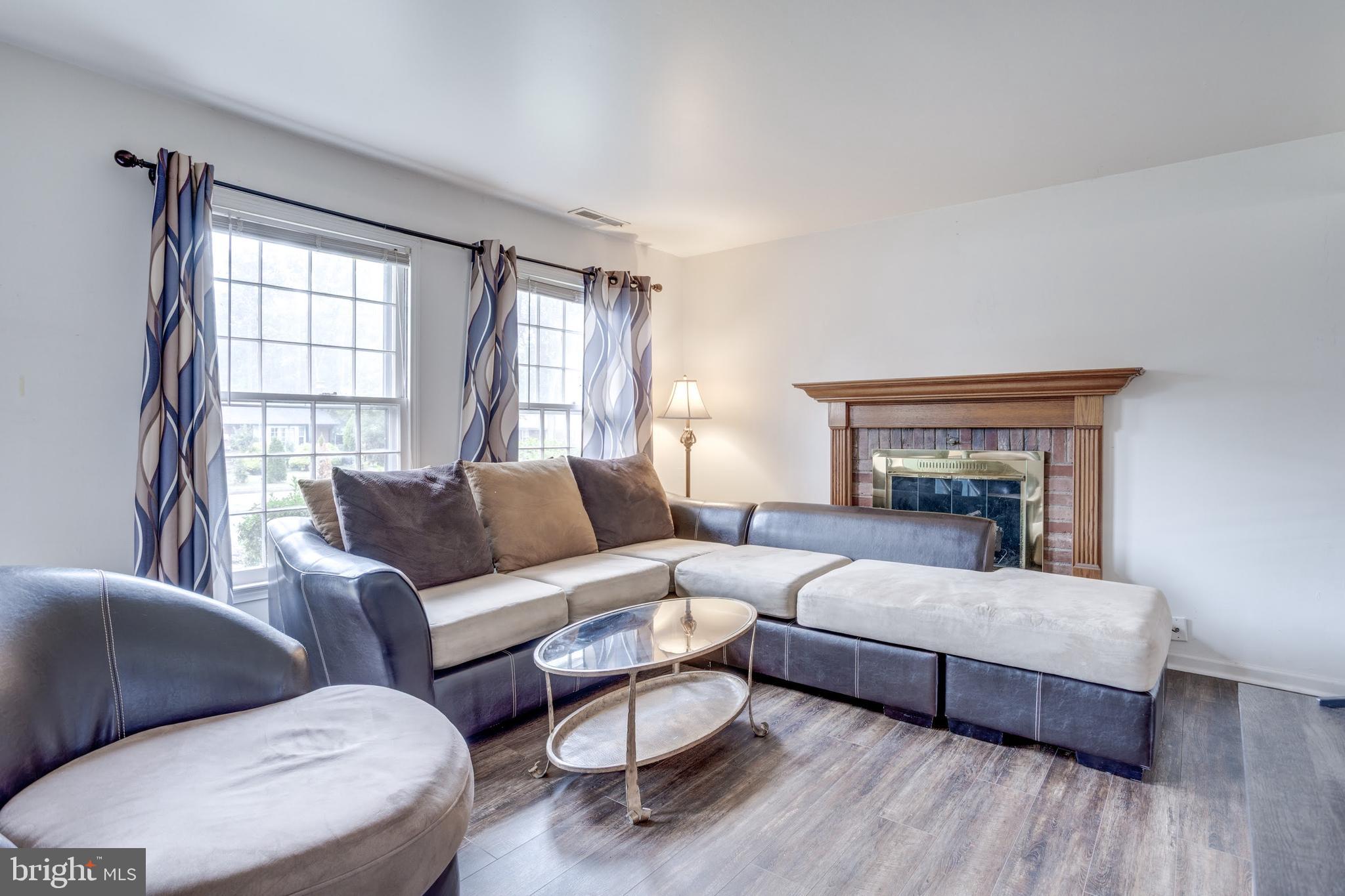 COLONIAL HOMES - Residential