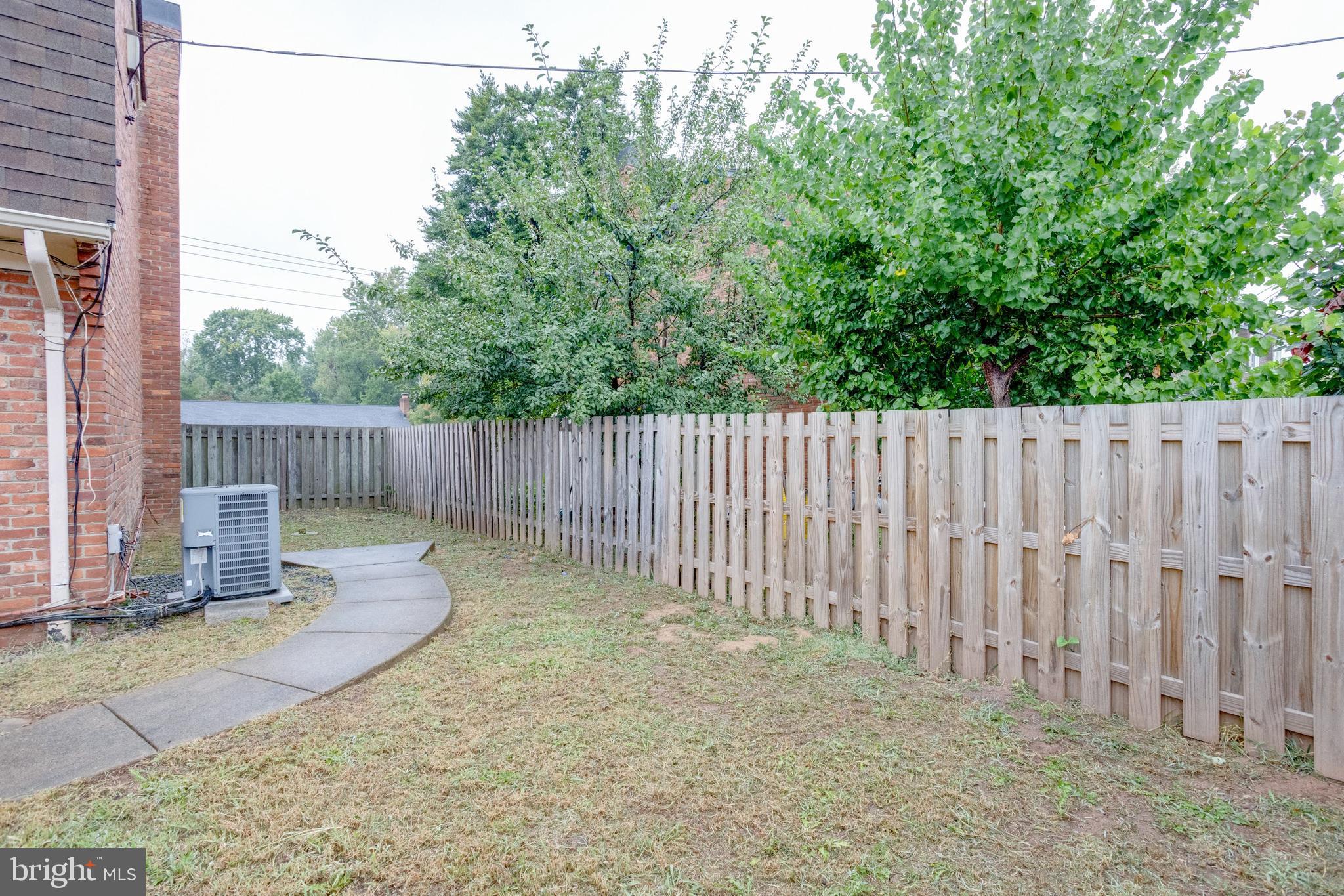 COLONIAL HOMES - Residential