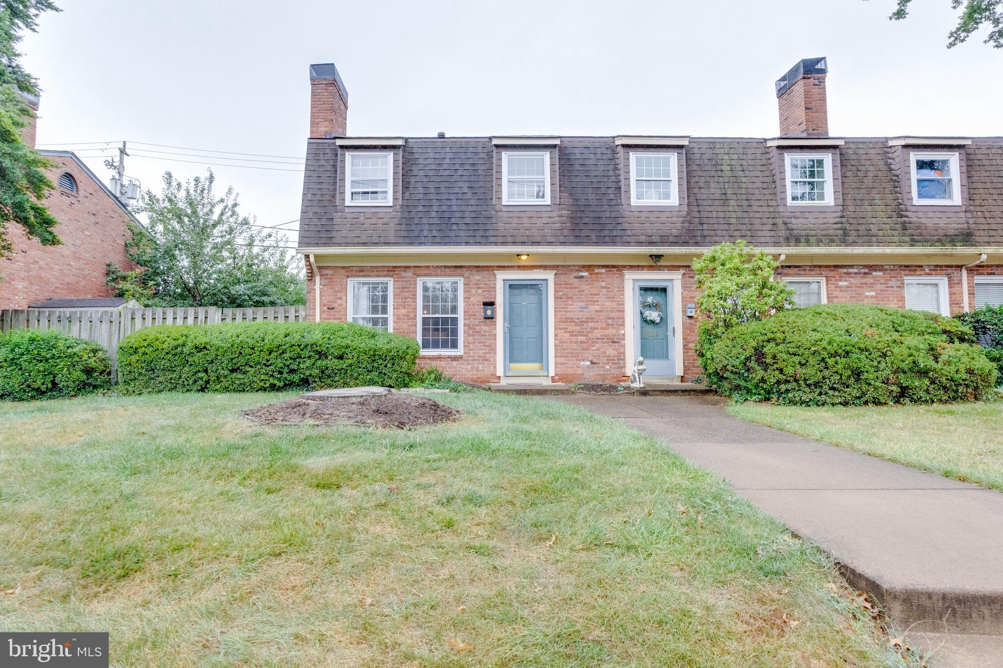 COLONIAL HOMES - Residential