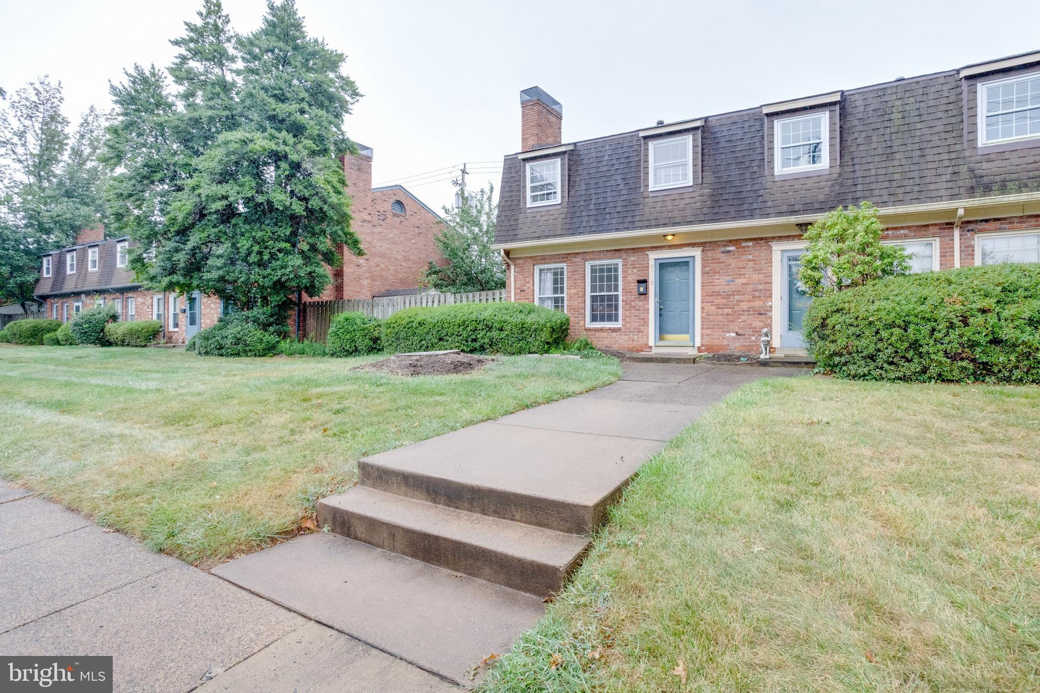 COLONIAL HOMES - Residential