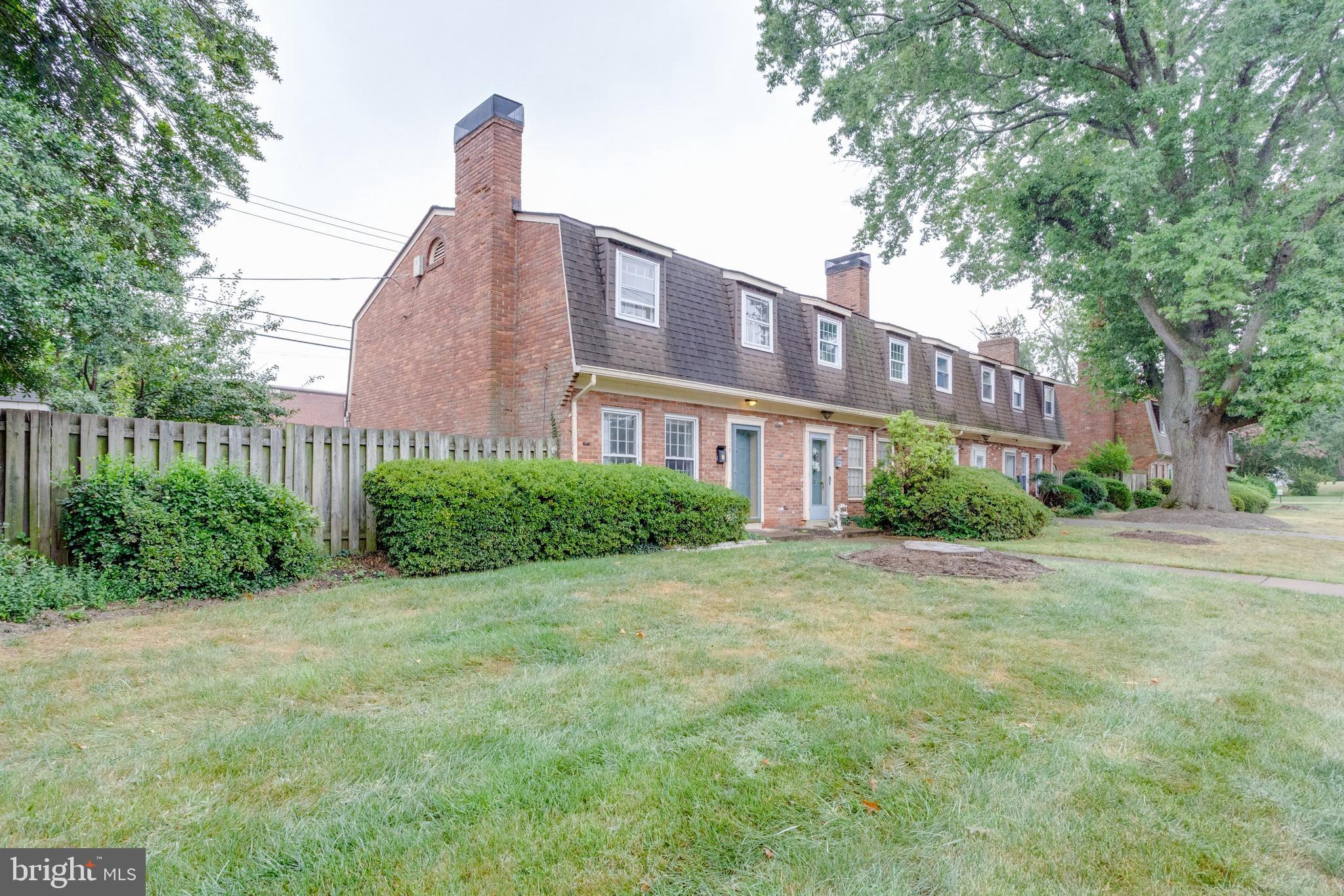 COLONIAL HOMES - Residential