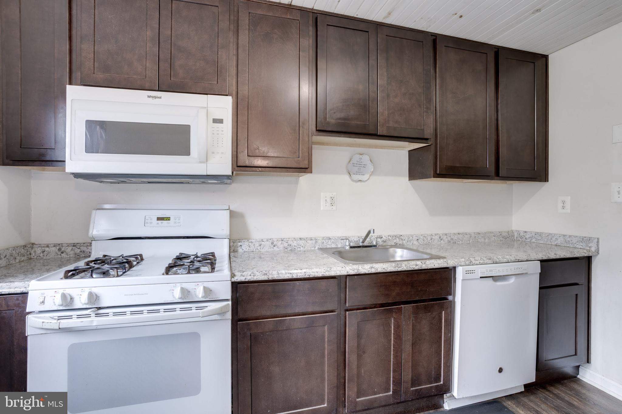 COLONIAL HOMES - Residential