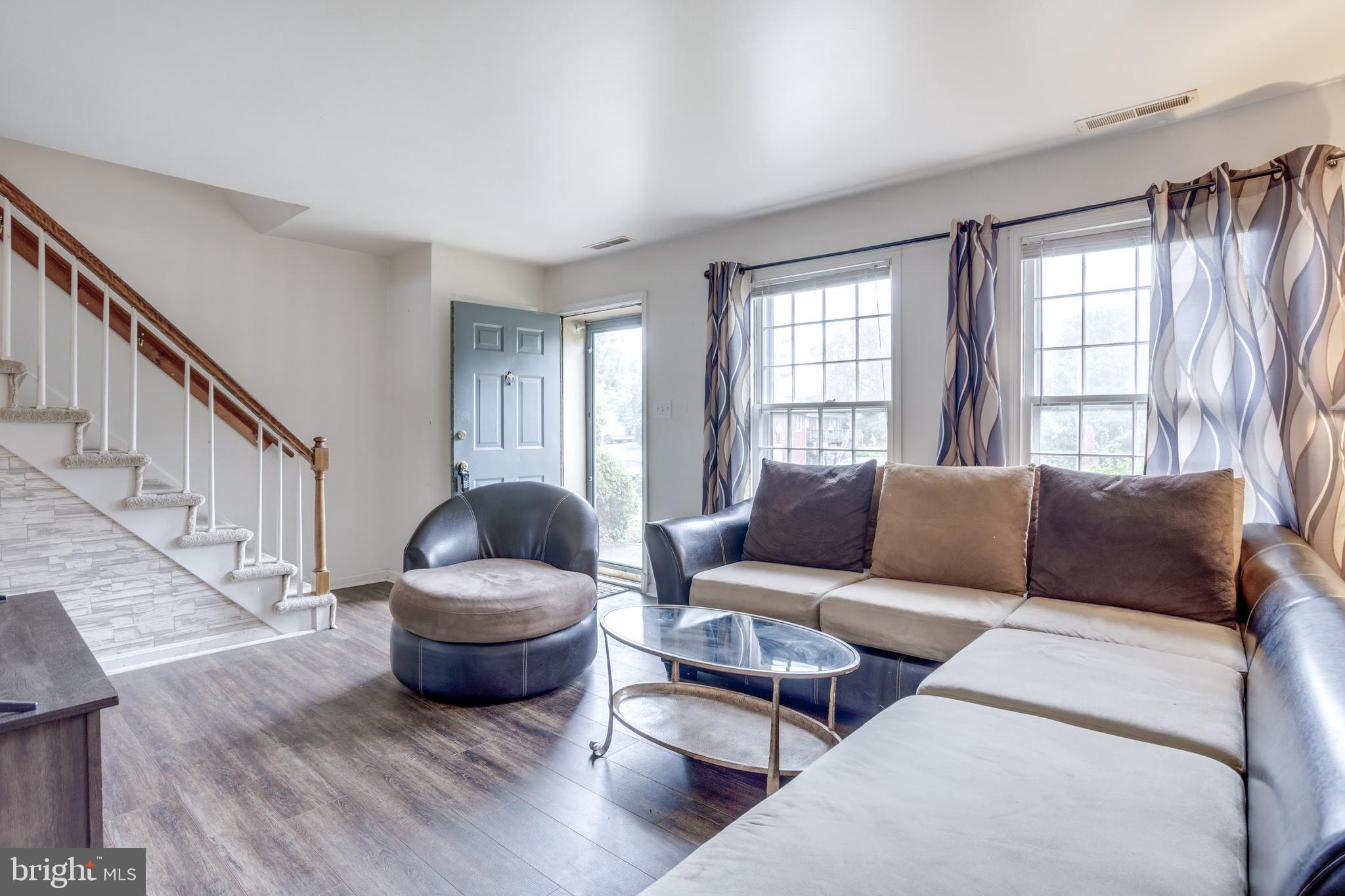 COLONIAL HOMES - Residential