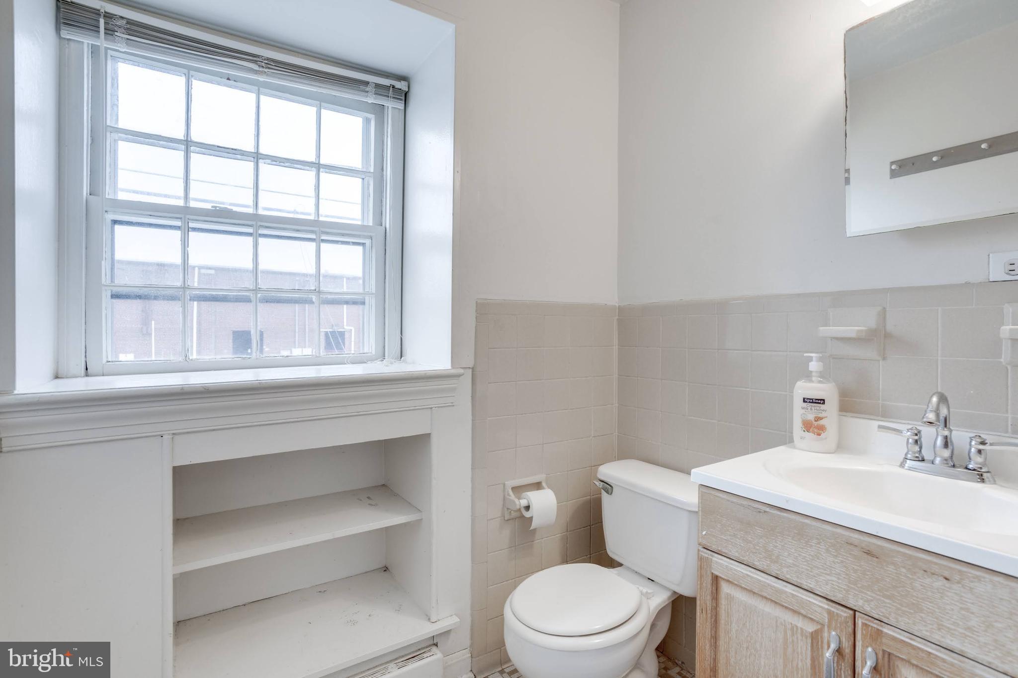 COLONIAL HOMES - Residential