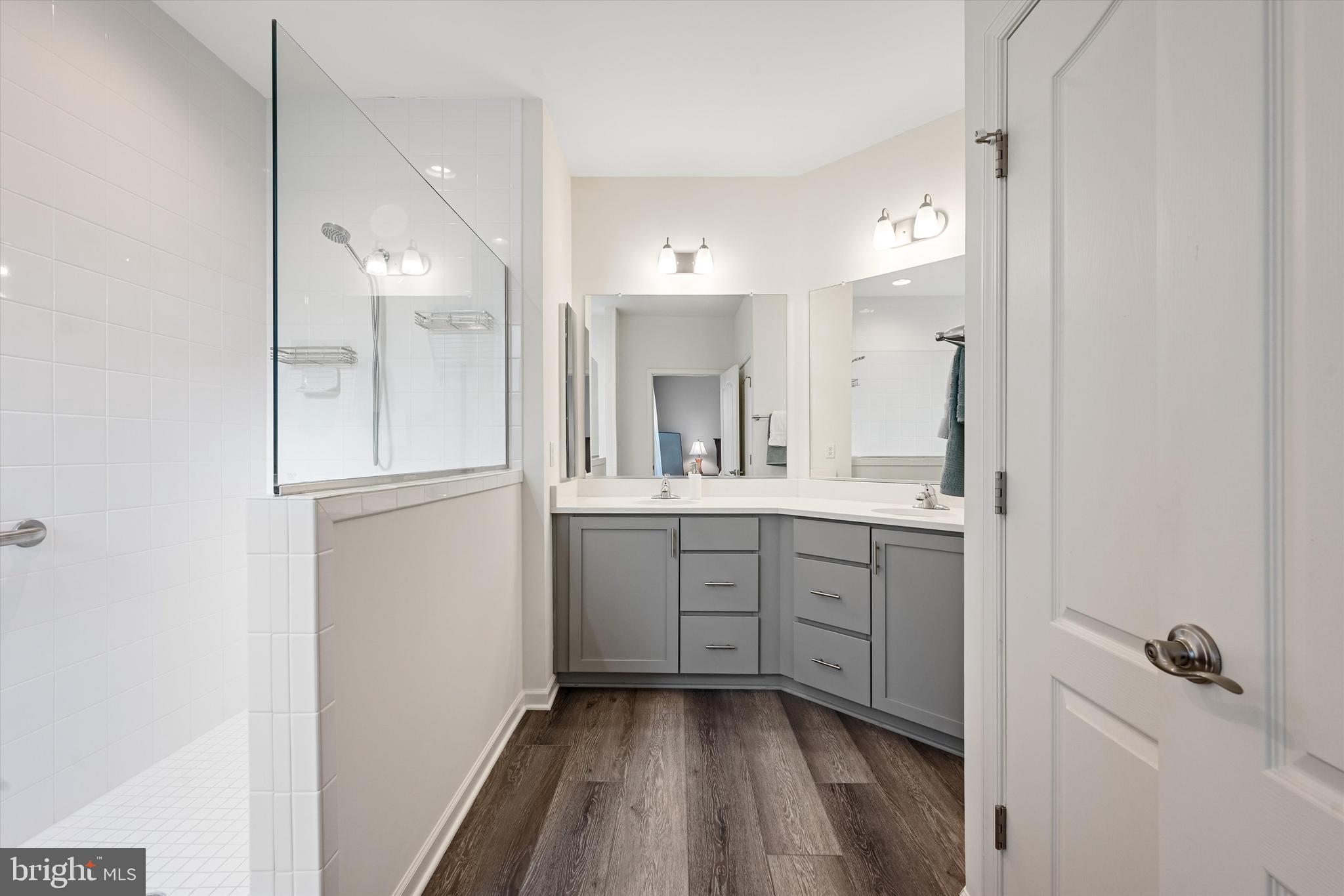 CEDAR MEADOWS - Residential