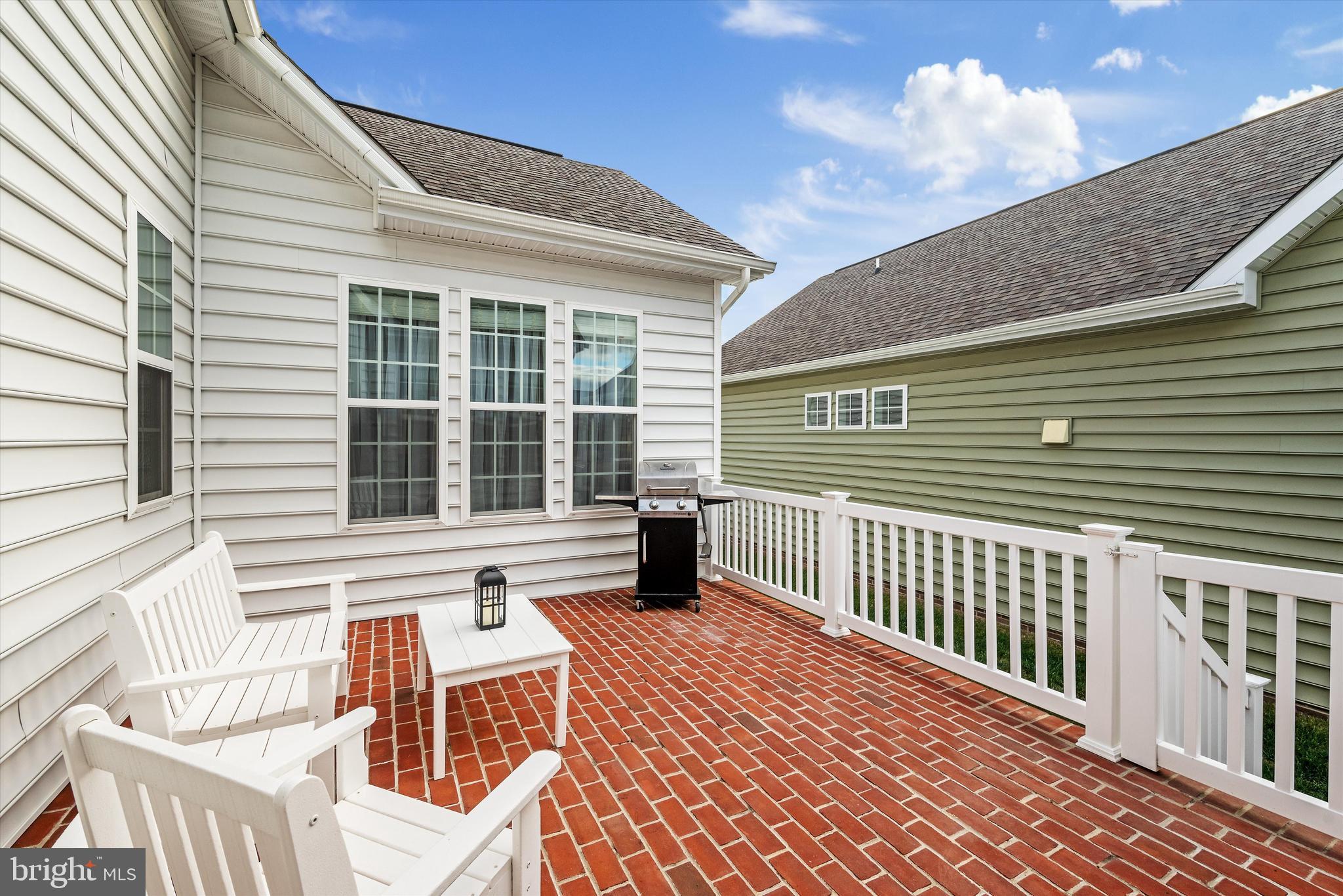 CEDAR MEADOWS - Residential