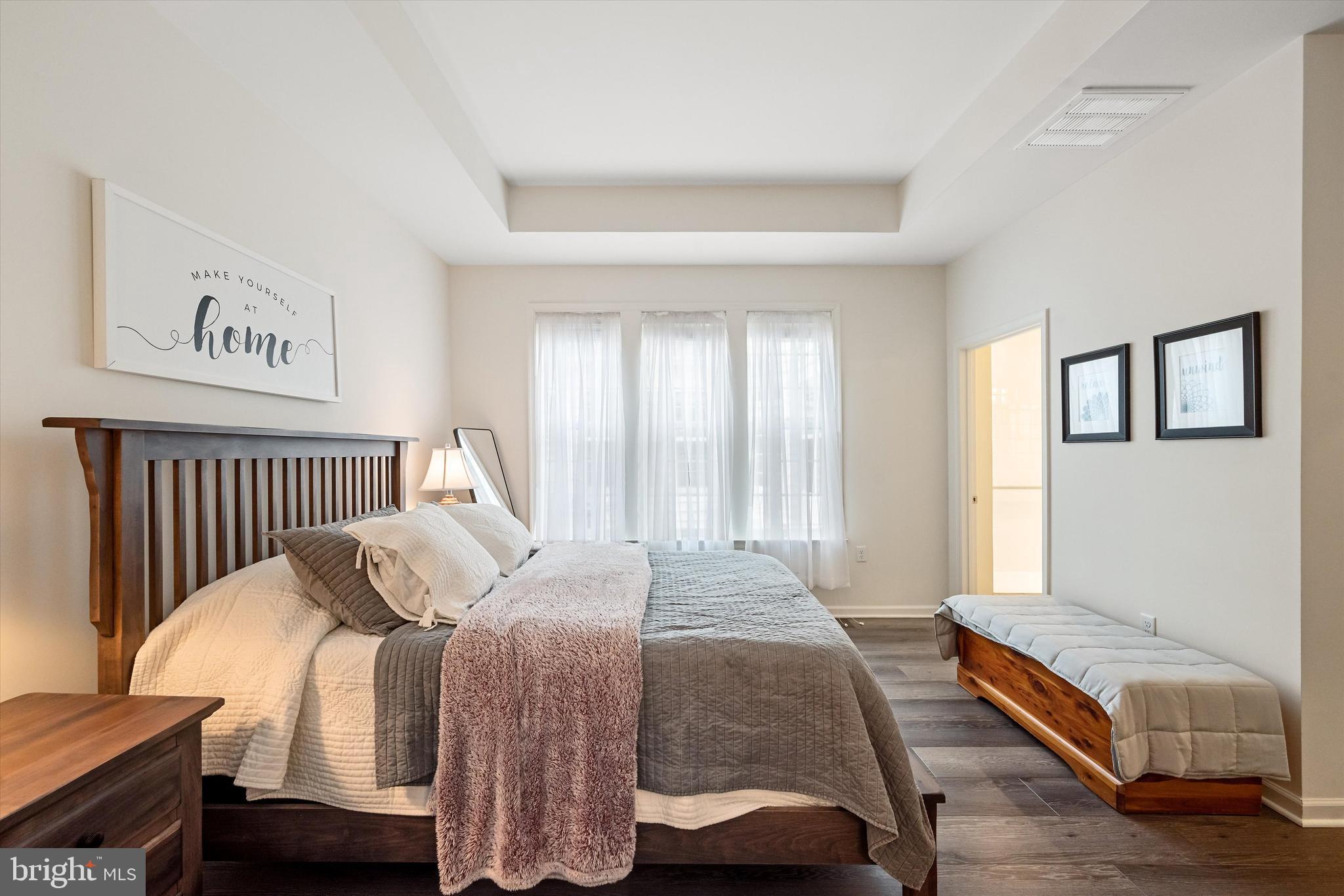 CEDAR MEADOWS - Residential