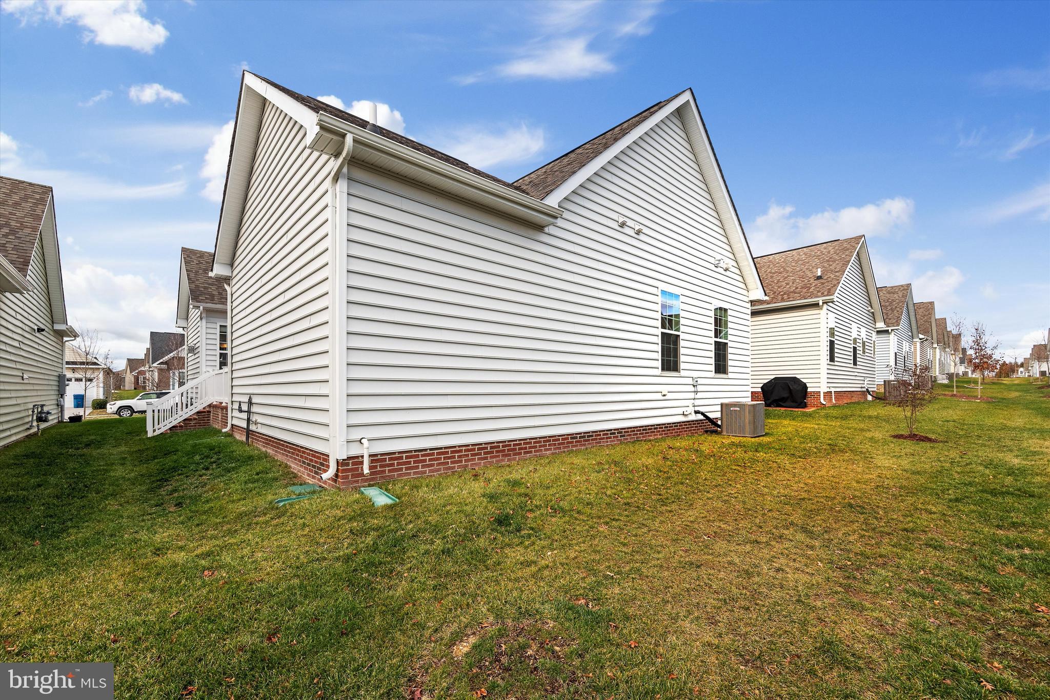 CEDAR MEADOWS - Residential