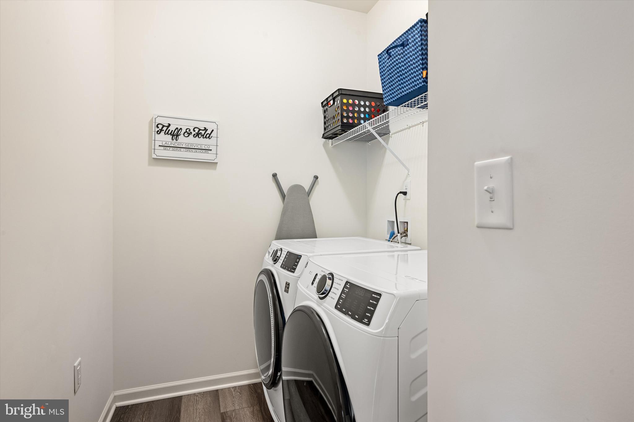 CEDAR MEADOWS - Residential