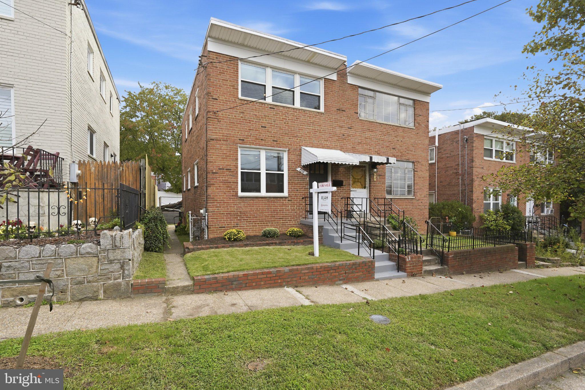 69 TUCKERMAN STREET NW