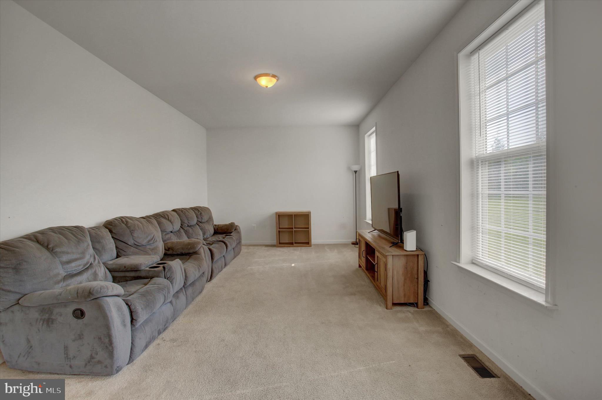 SPRING RUN - Residential