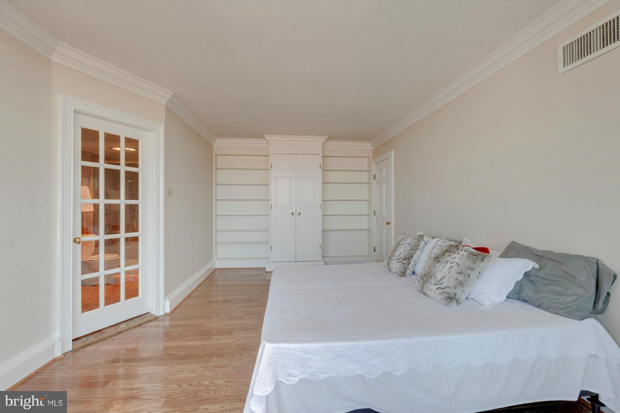 ALEXANDRIA HOUSE - Residential