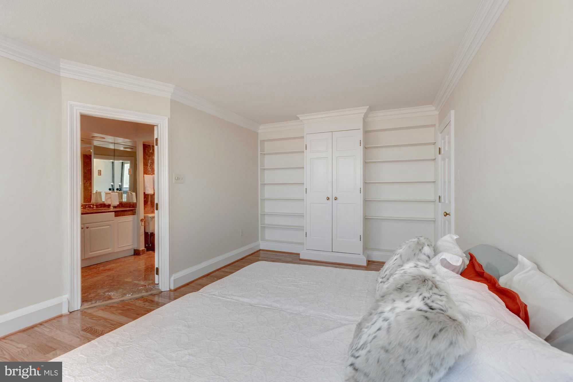 ALEXANDRIA HOUSE - Residential