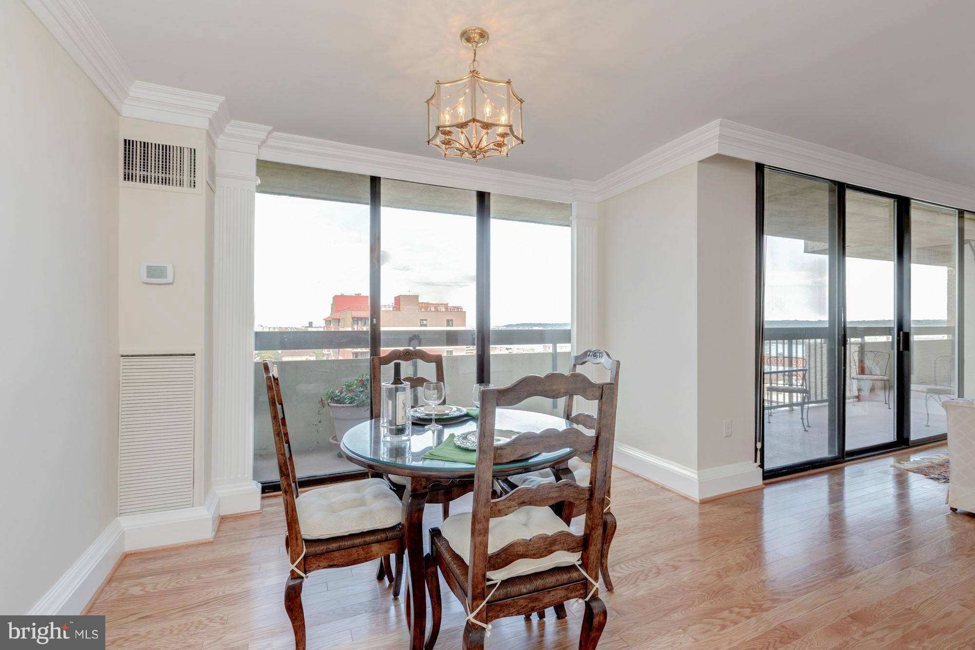 ALEXANDRIA HOUSE - Residential