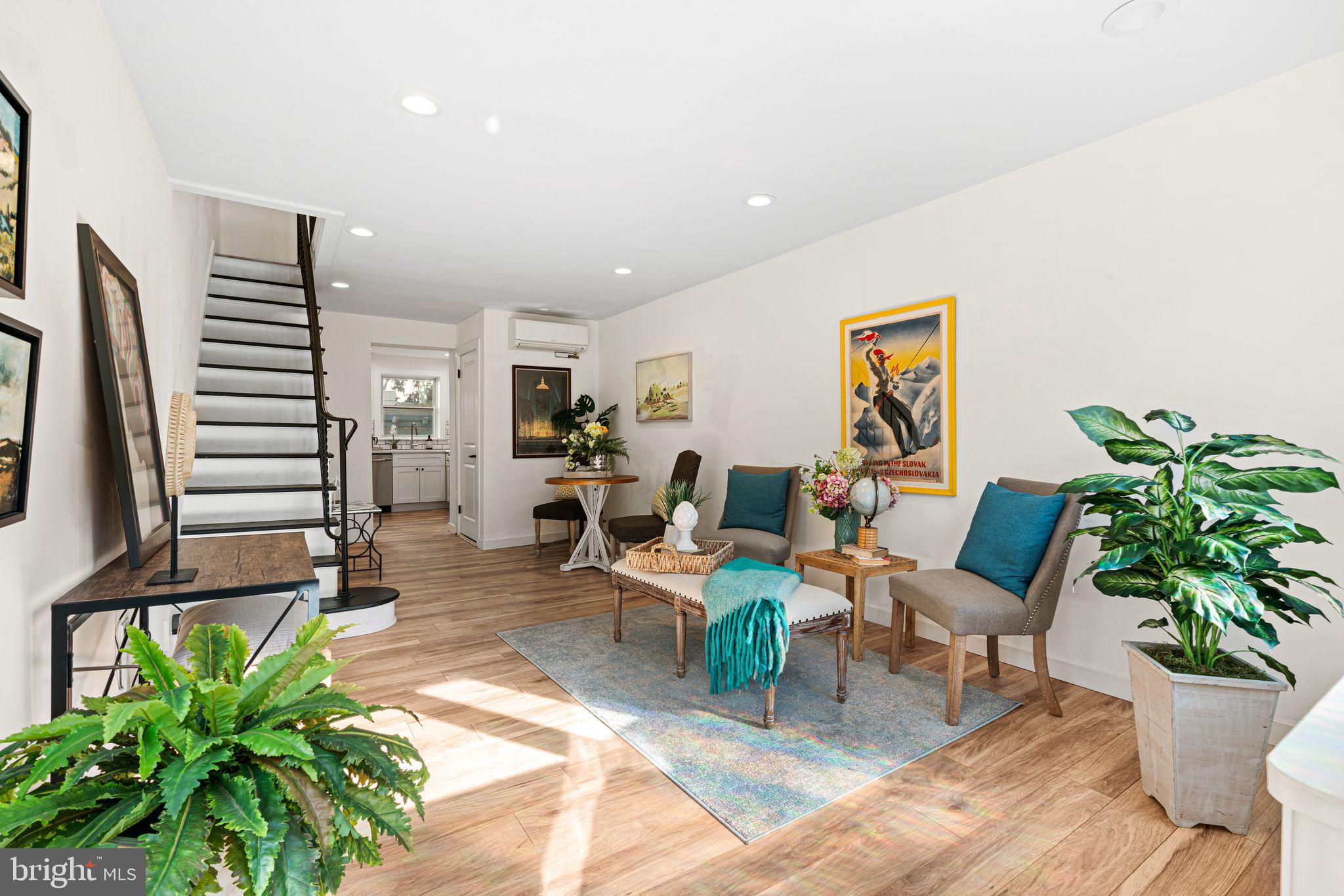 PASSYUNK SQUARE - Residential