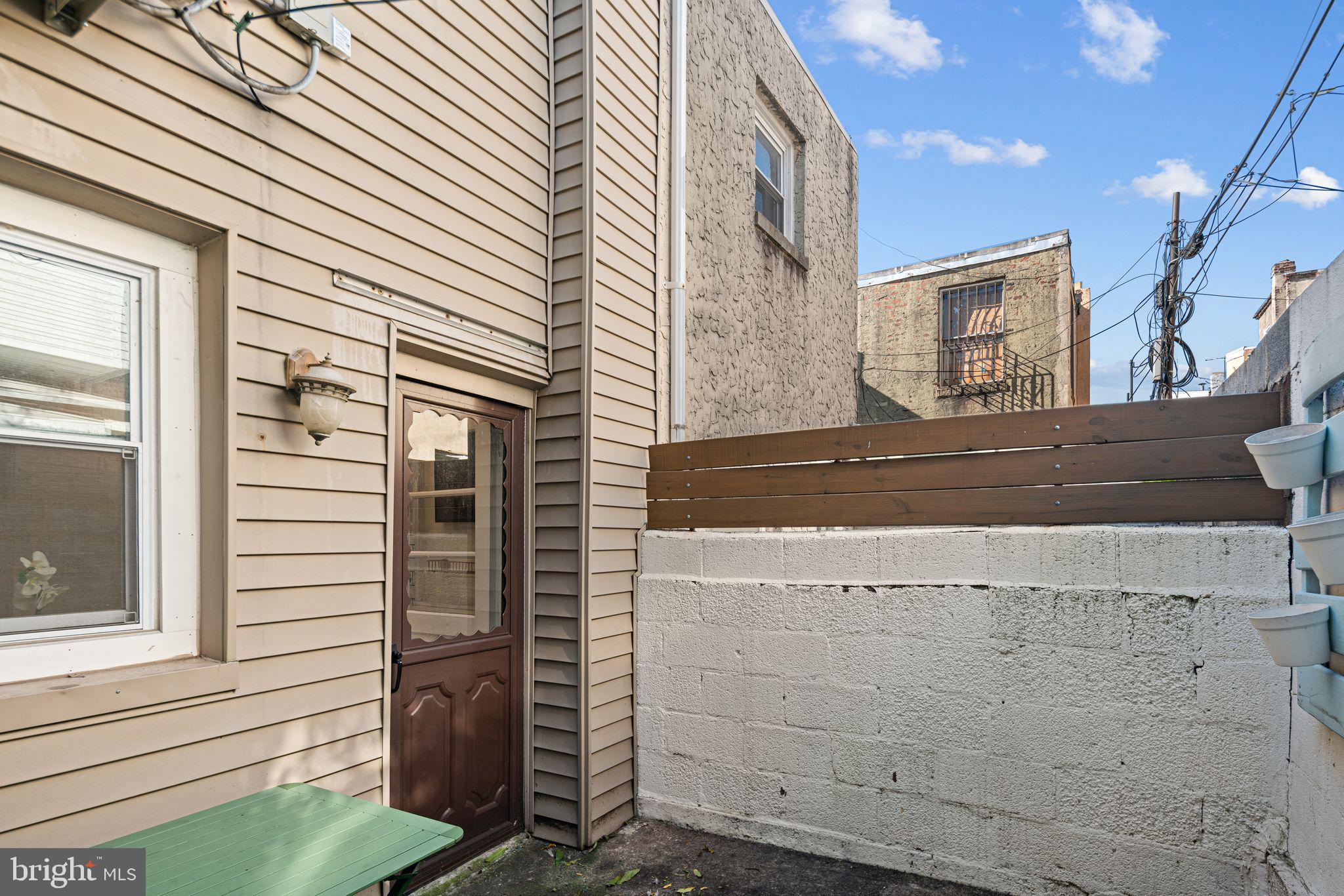 PASSYUNK SQUARE - Residential