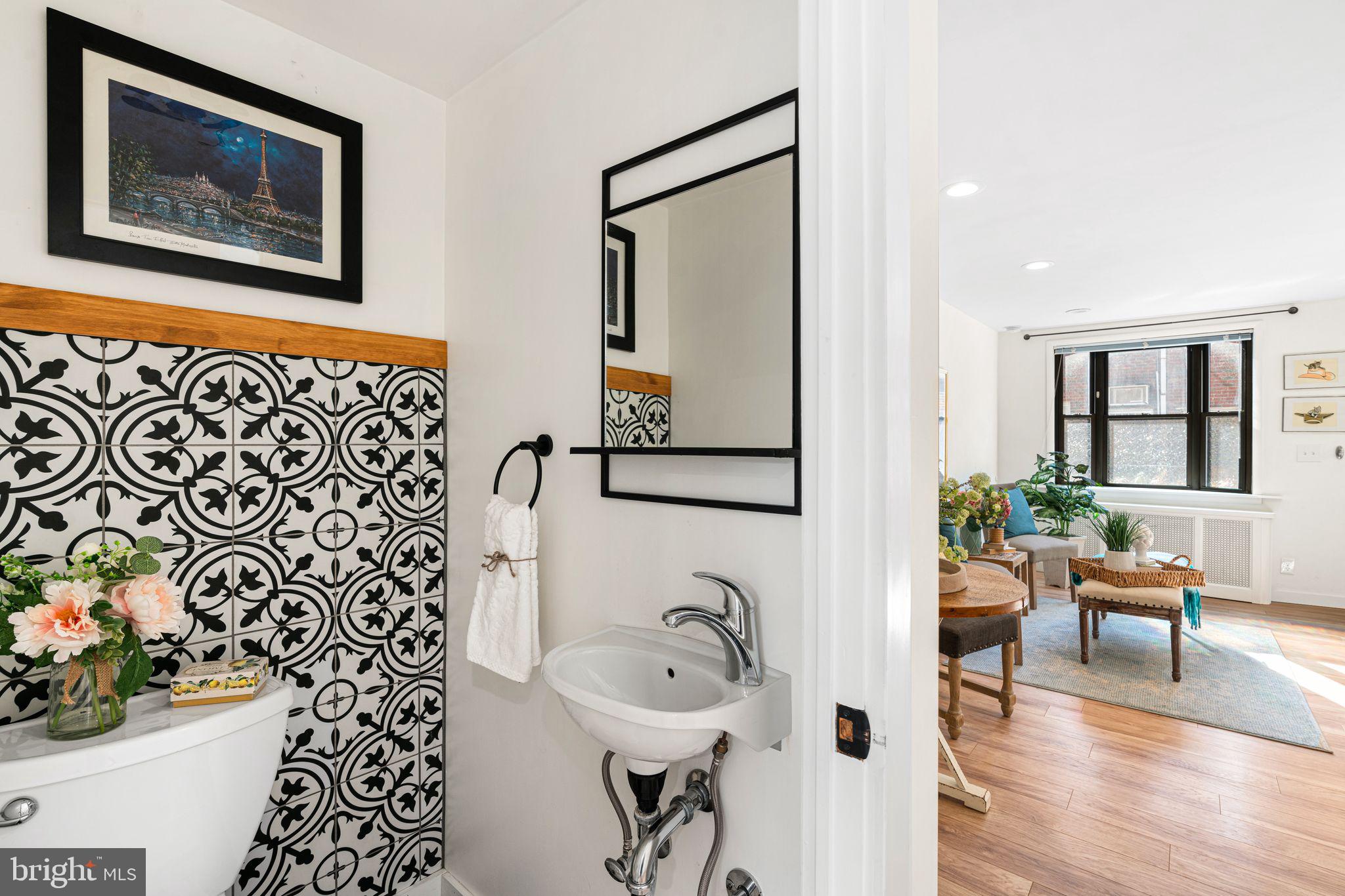 PASSYUNK SQUARE - Residential