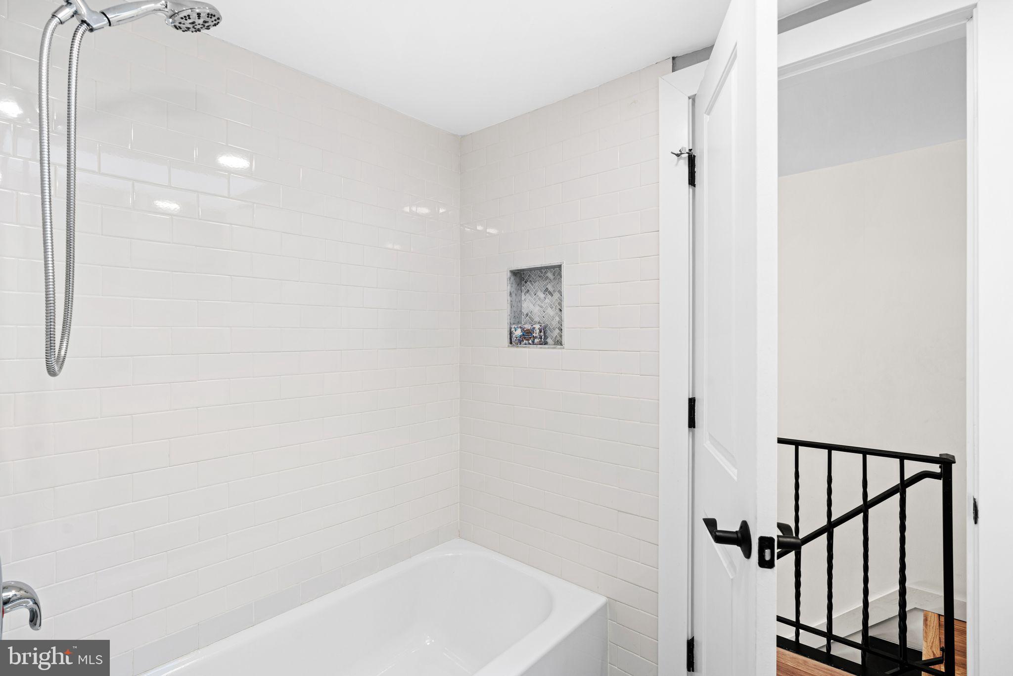 PASSYUNK SQUARE - Residential