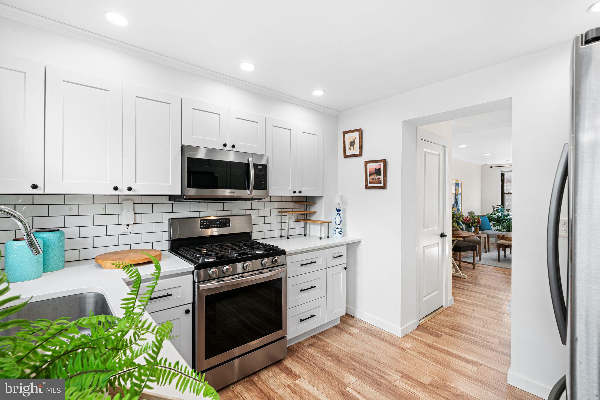 PASSYUNK SQUARE - Residential