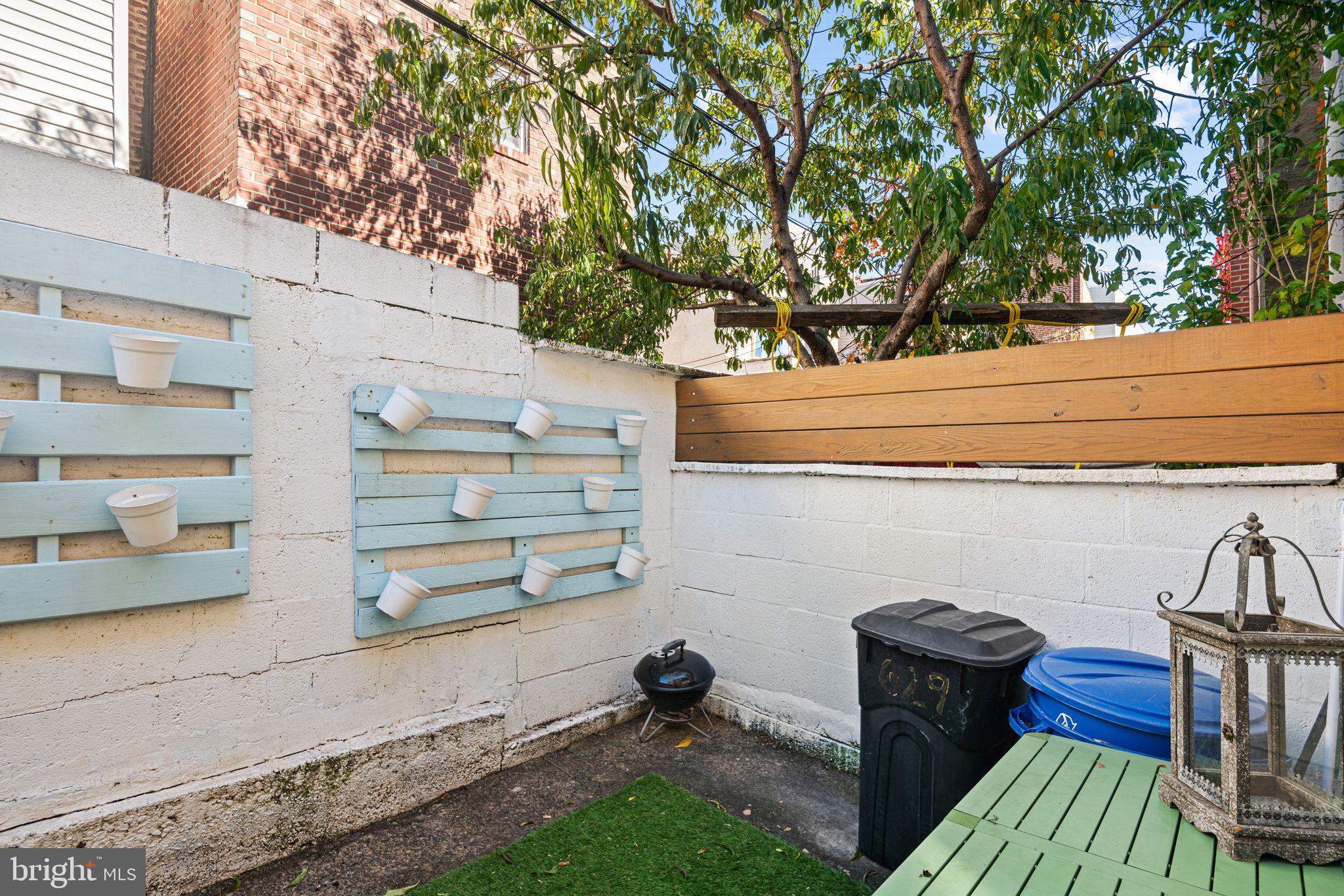 PASSYUNK SQUARE - Residential