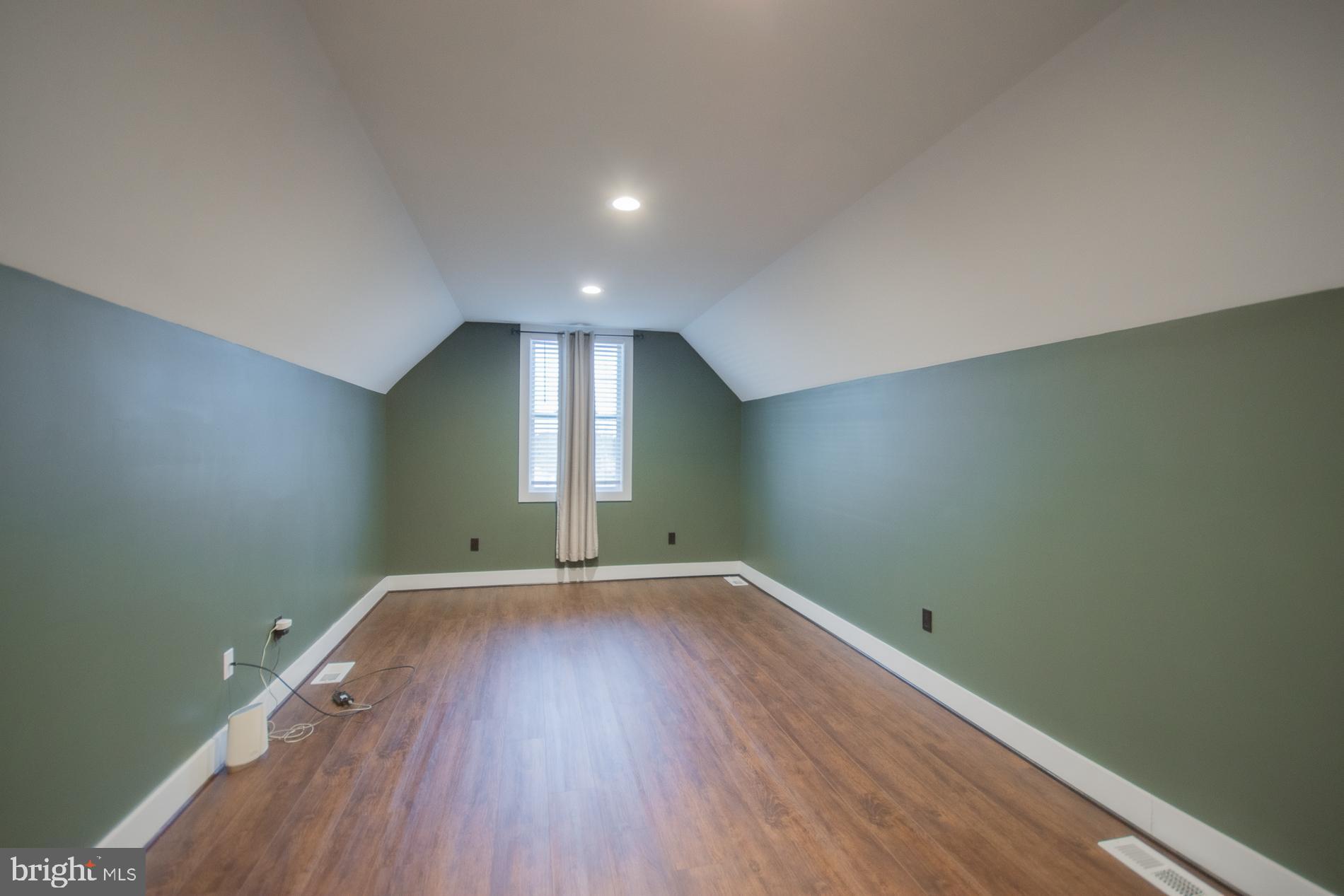 THISTLE LANDING - Residential