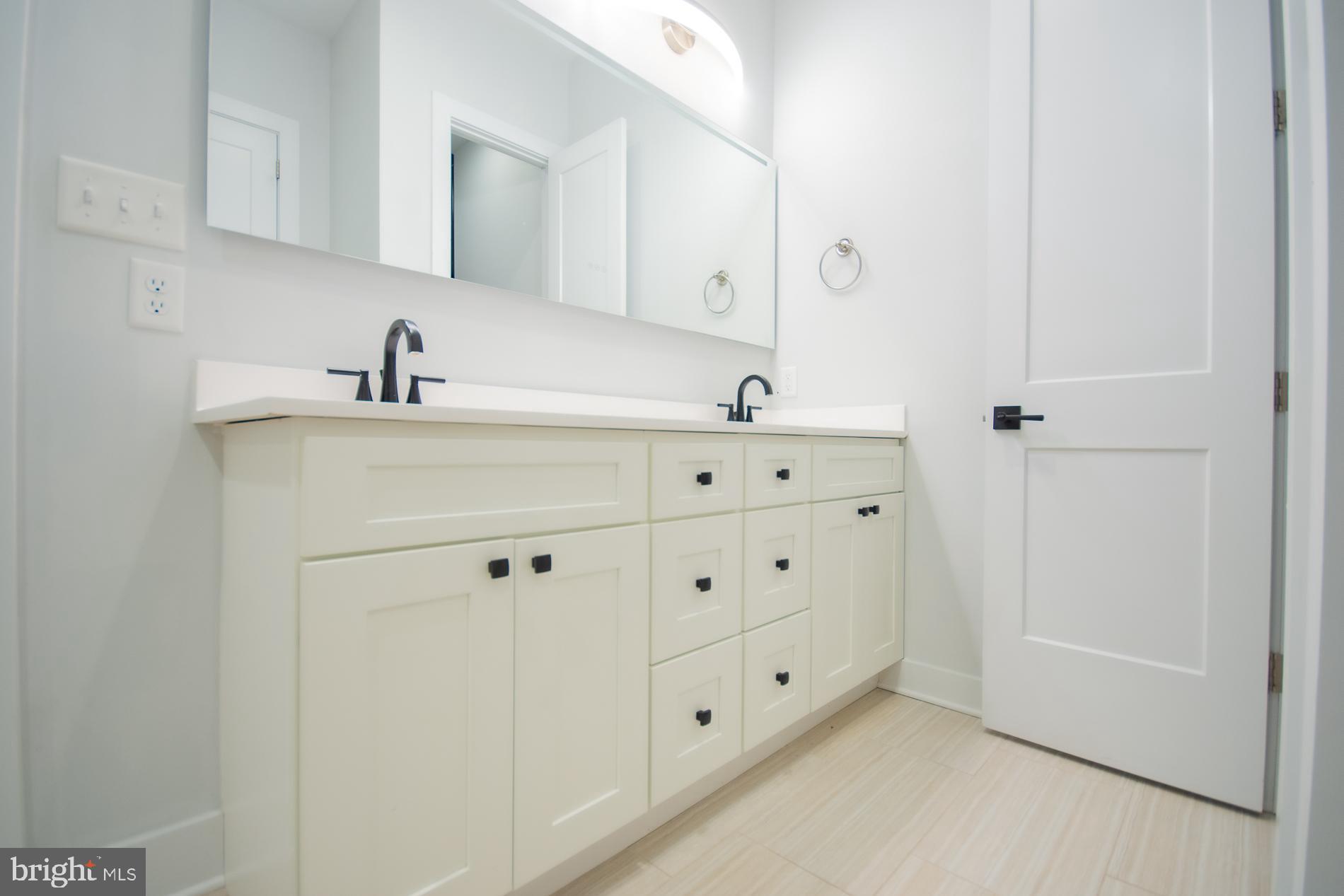 THISTLE LANDING - Residential